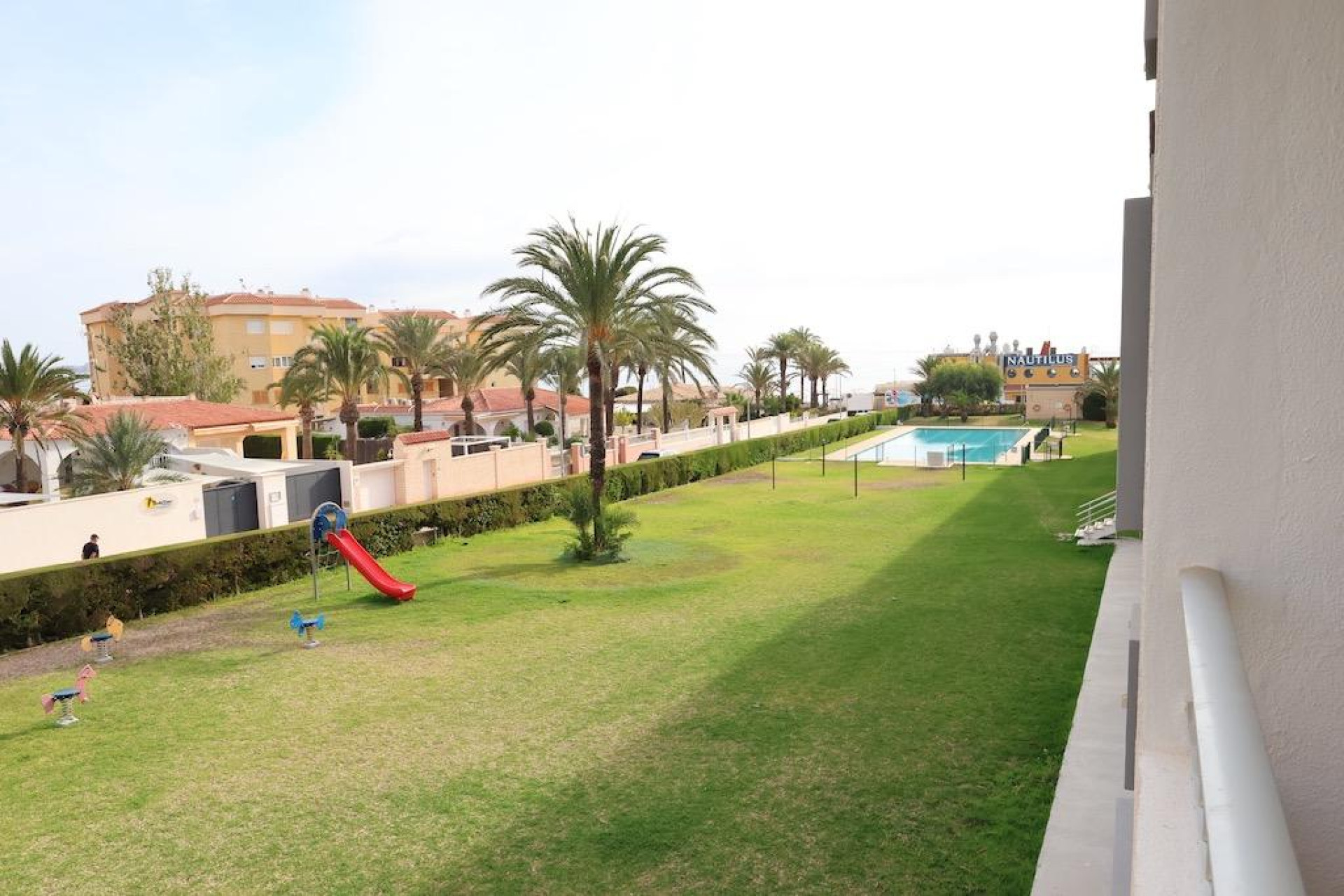 Resale - Apartment / flat - Torrevieja - Punta prima