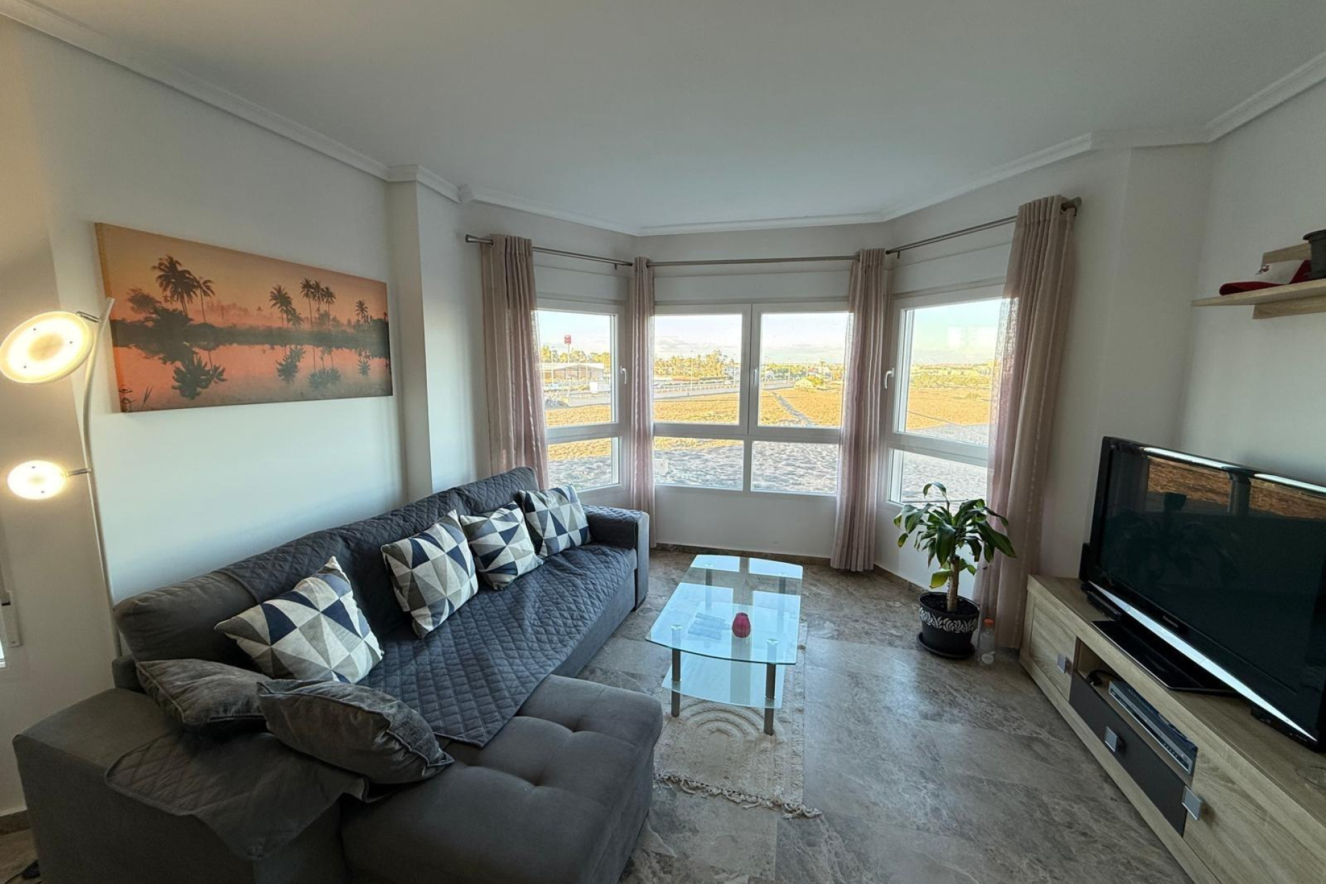 Resale - Apartment / flat - Torrevieja - Punta prima