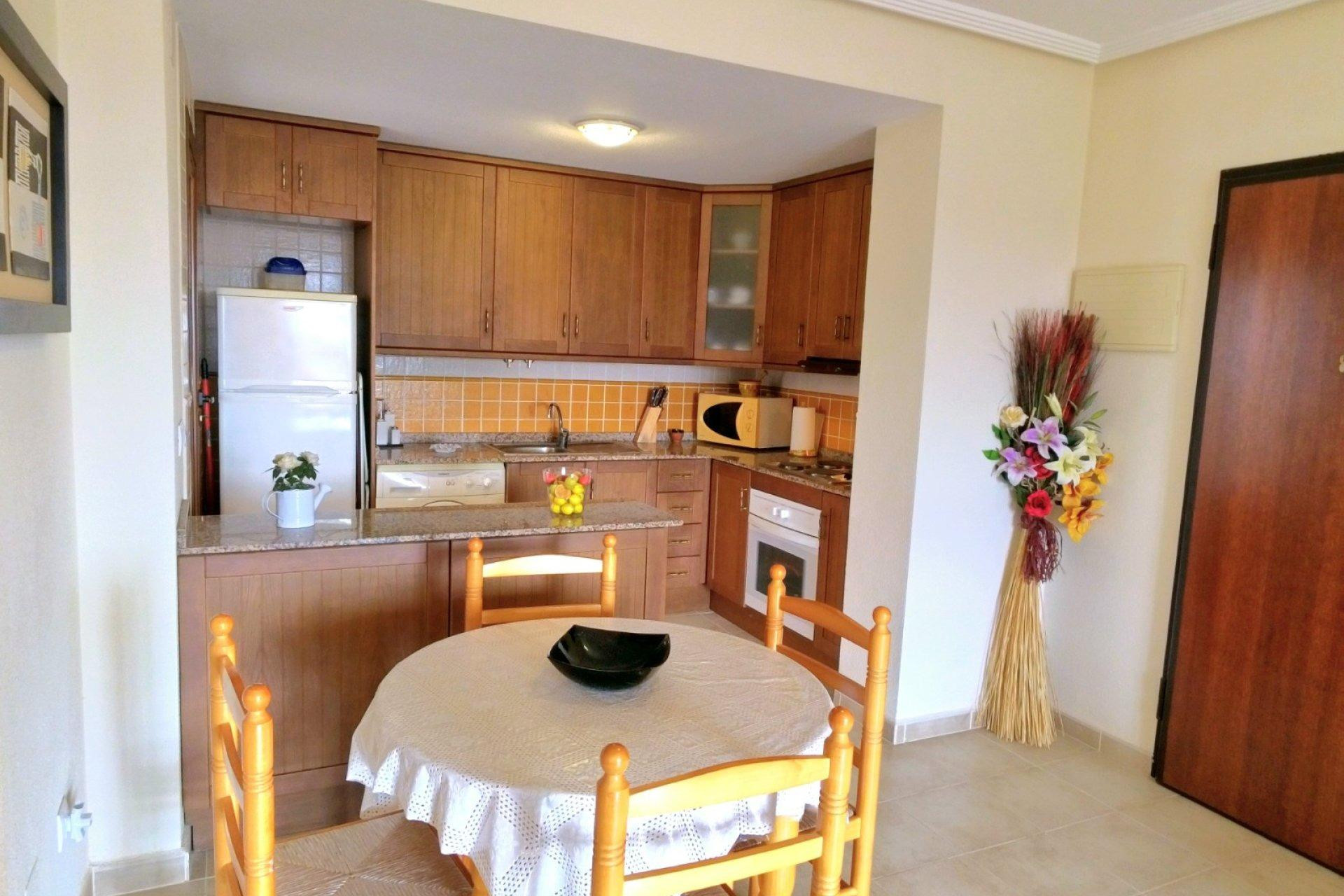 Resale - Apartment / flat - Torrevieja - Torrejón