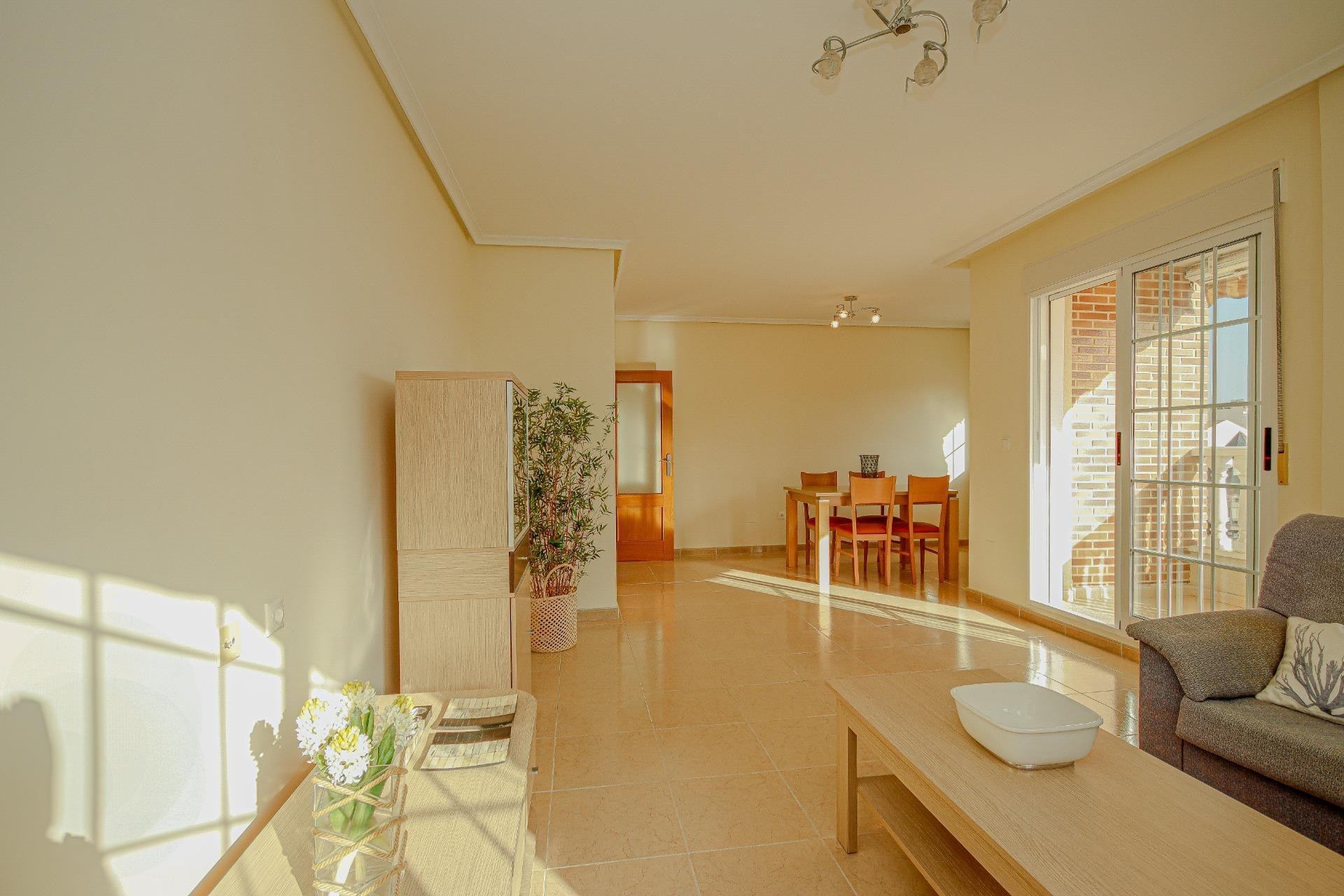 Resale - Apartment / flat - Torrevieja - torrevieja