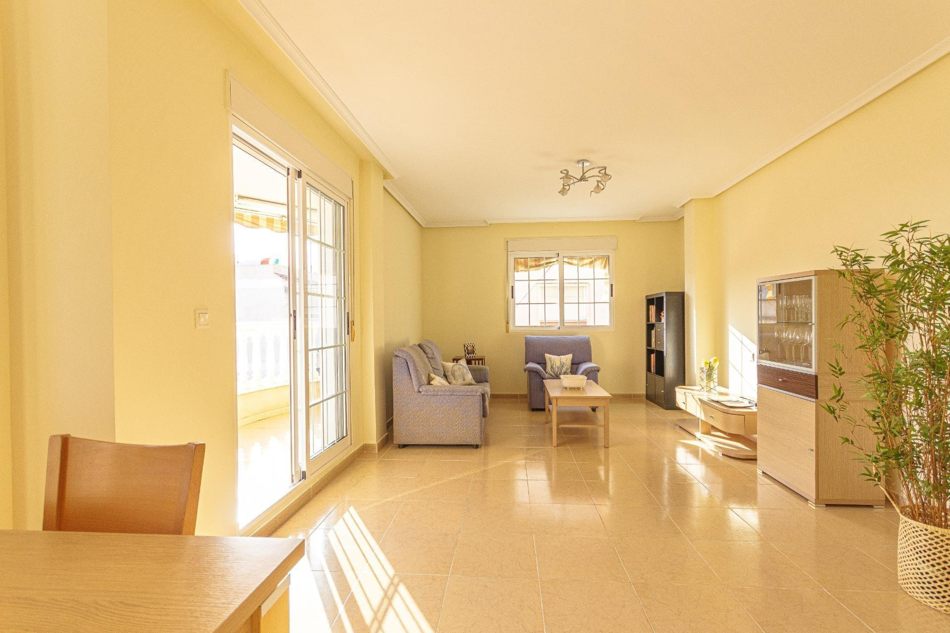 Resale - Apartment / flat - Torrevieja - torrevieja