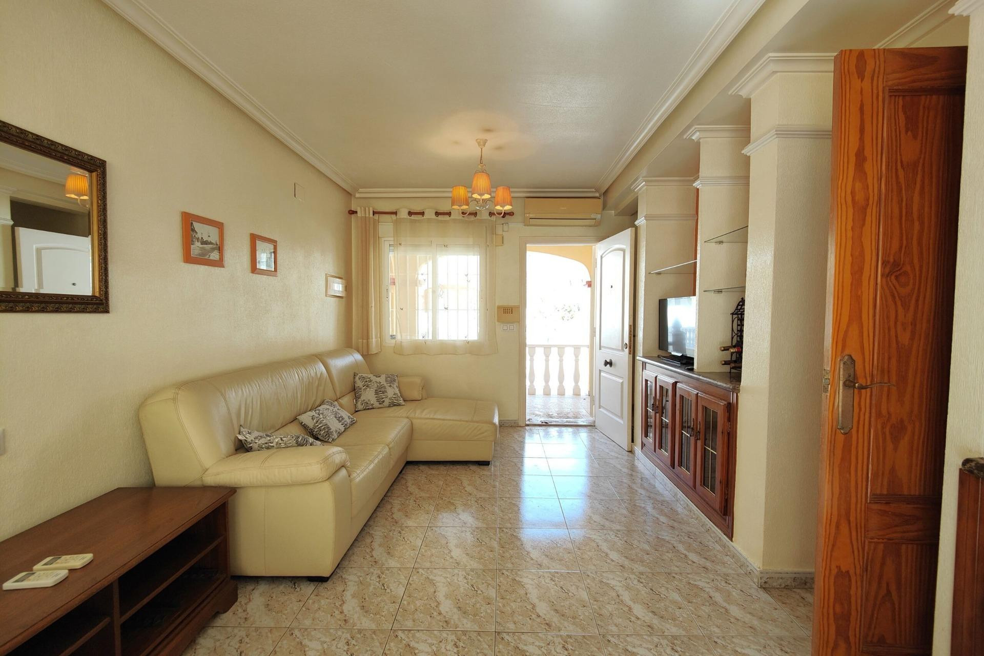 Resale - Bungalow - Orihuela Costa - Cabo Roig