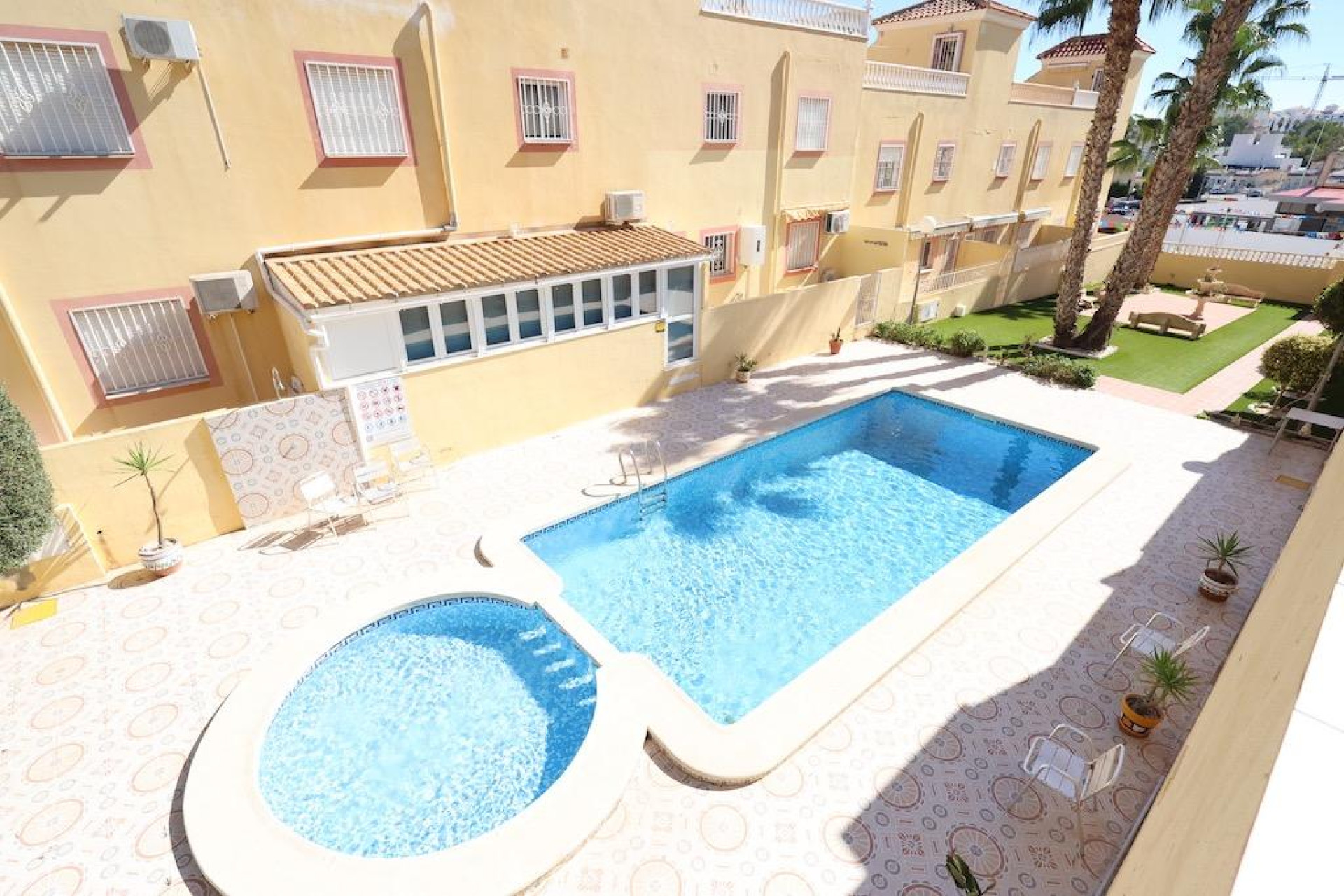 Resale - Bungalow - Orihuela Costa - Las Filipinas