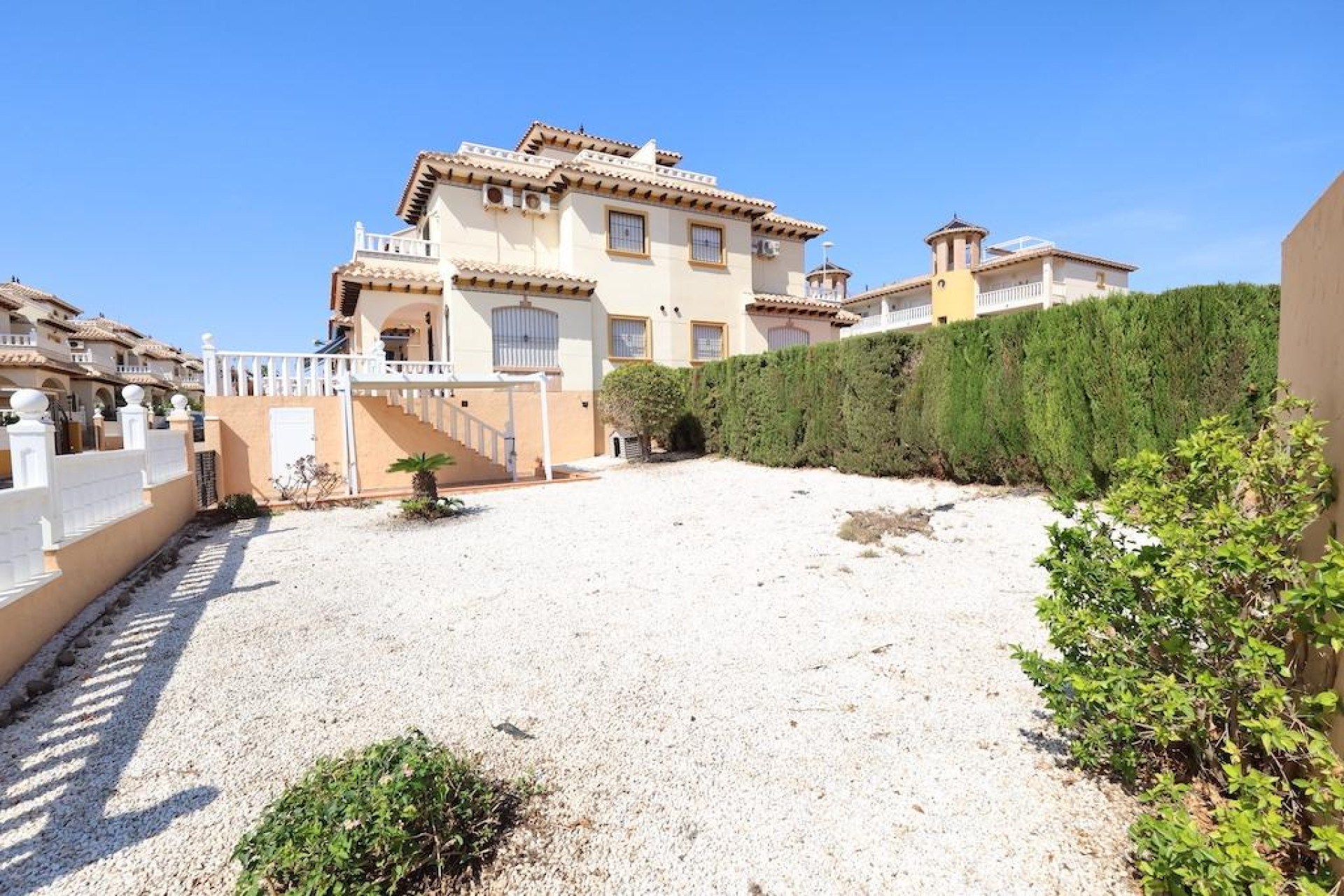 Resale - Bungalow - Orihuela Costa - Montezenia