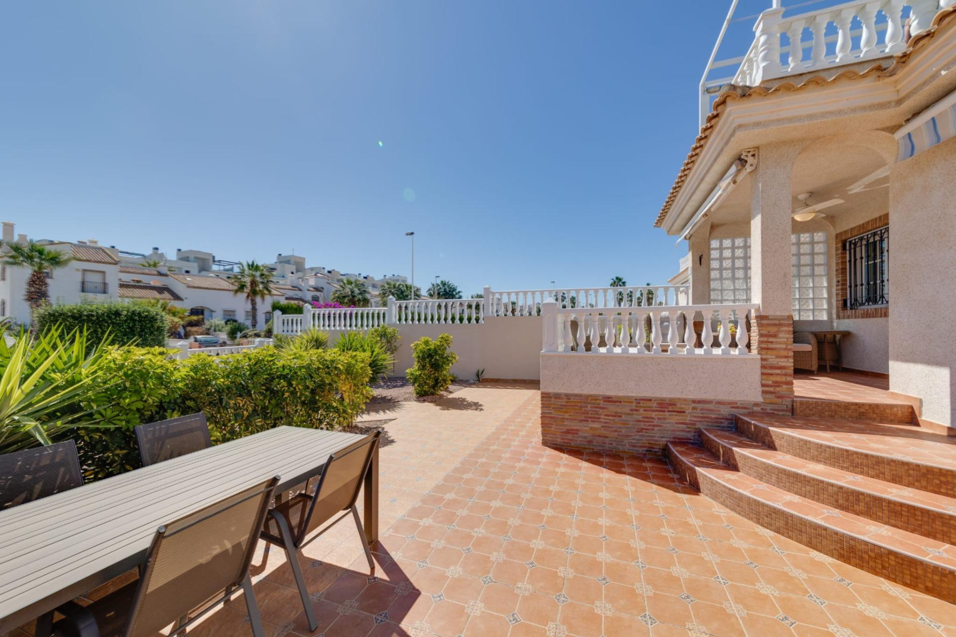 Resale - Bungalow - Orihuela Costa - Montezenia