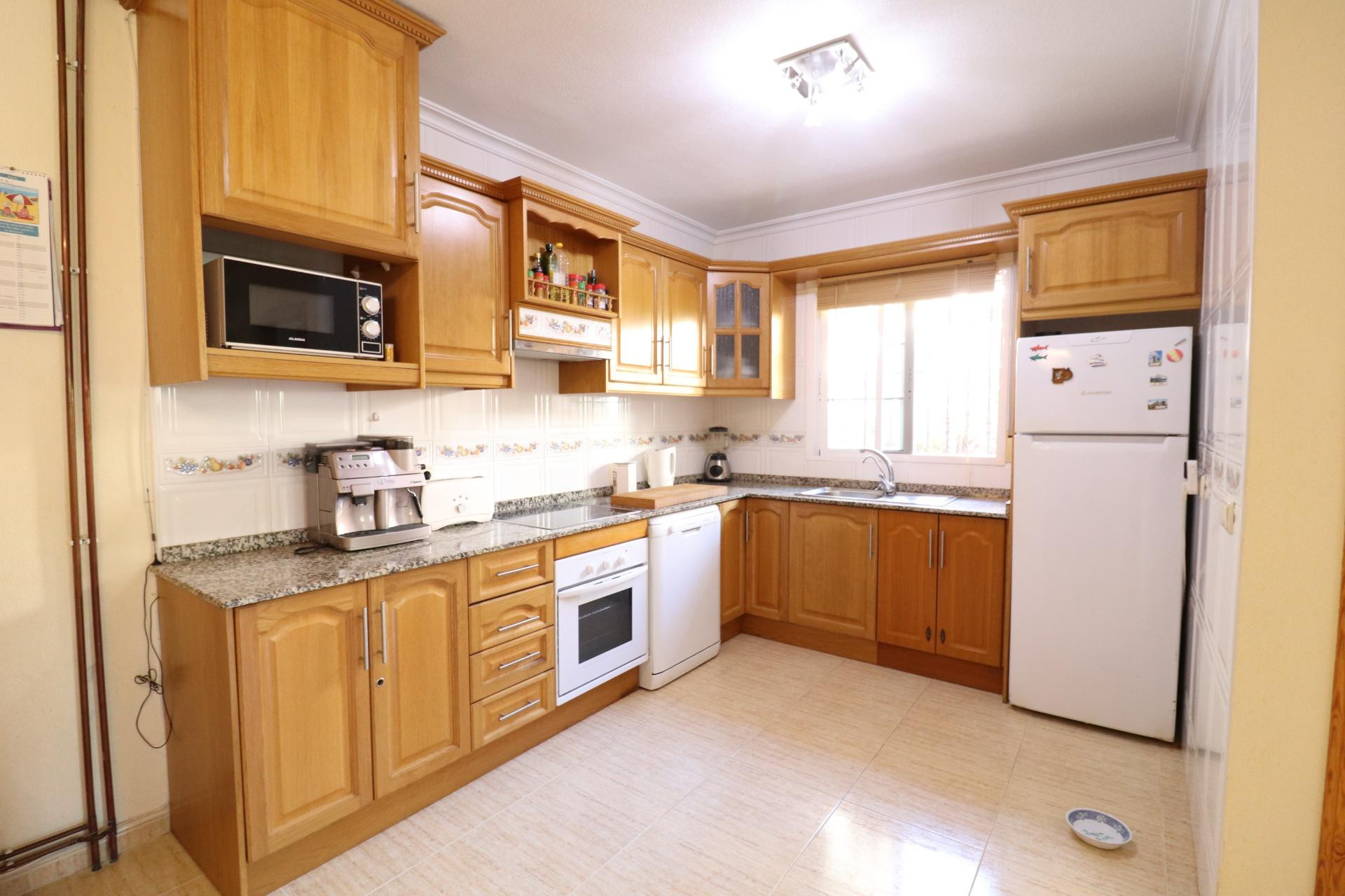 Resale - Bungalow - Orihuela Costa - PAU 26