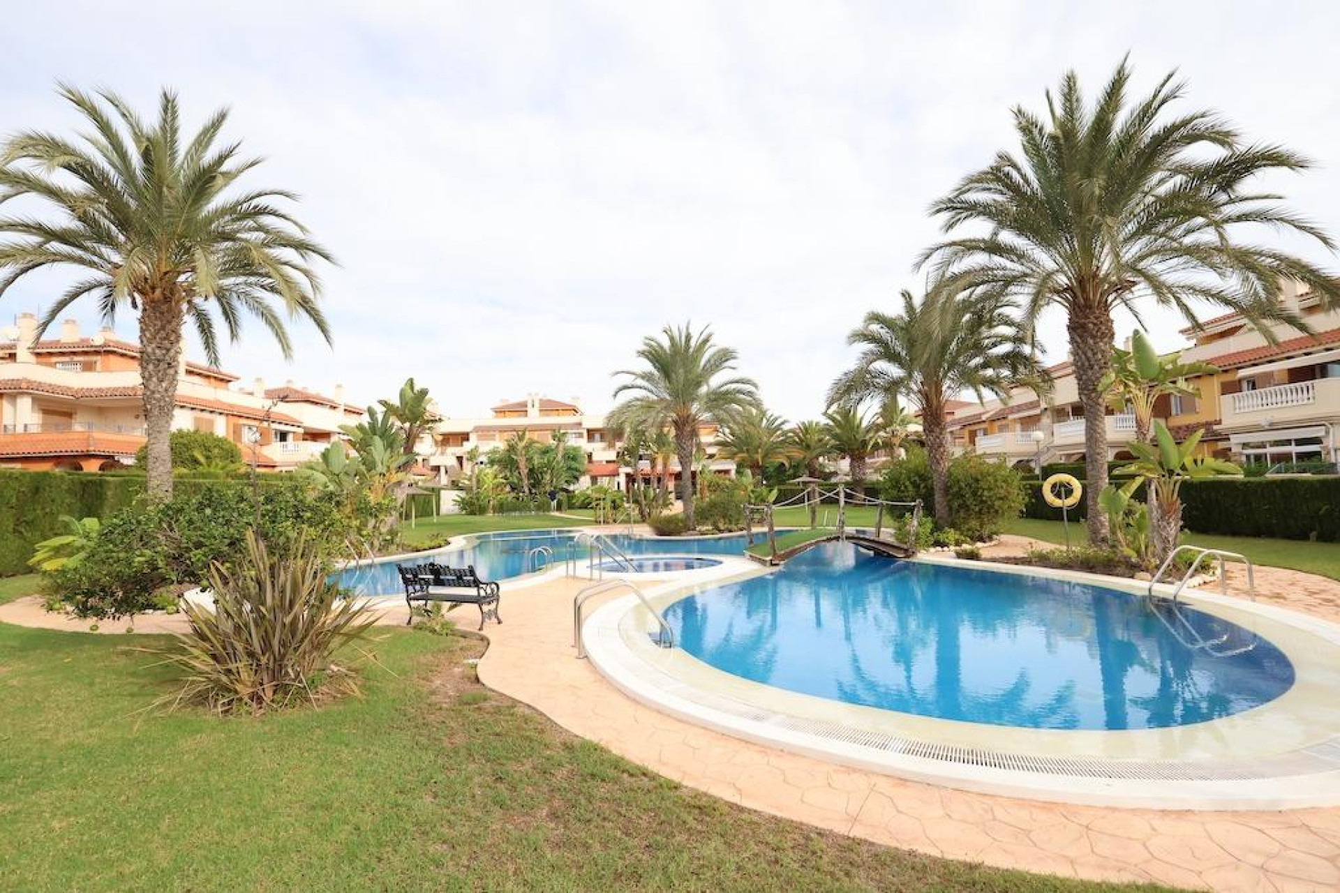 Resale - Bungalow - Orihuela Costa - Punta Prima