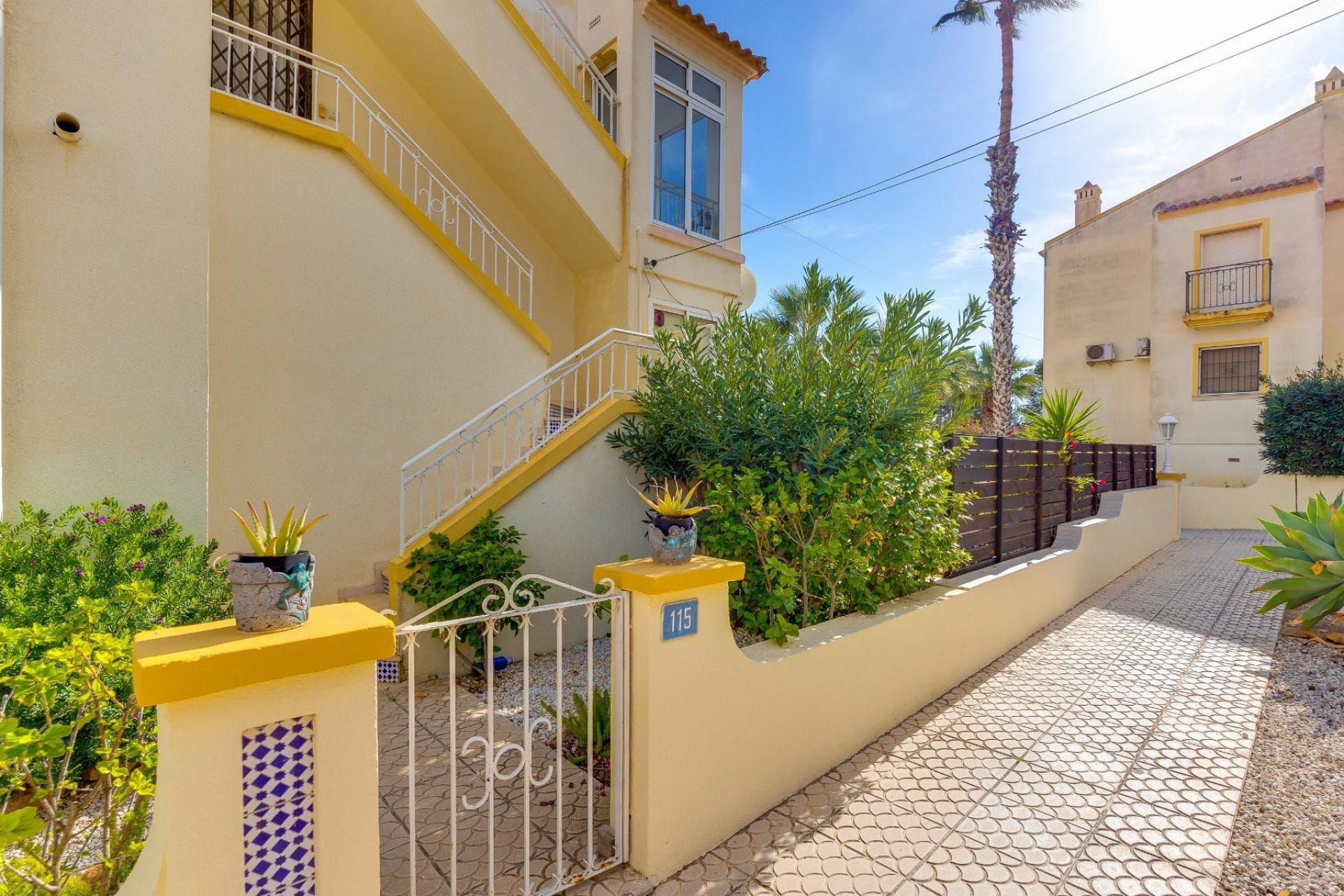 Resale - Bungalow - Orihuela Costa - Villamartin