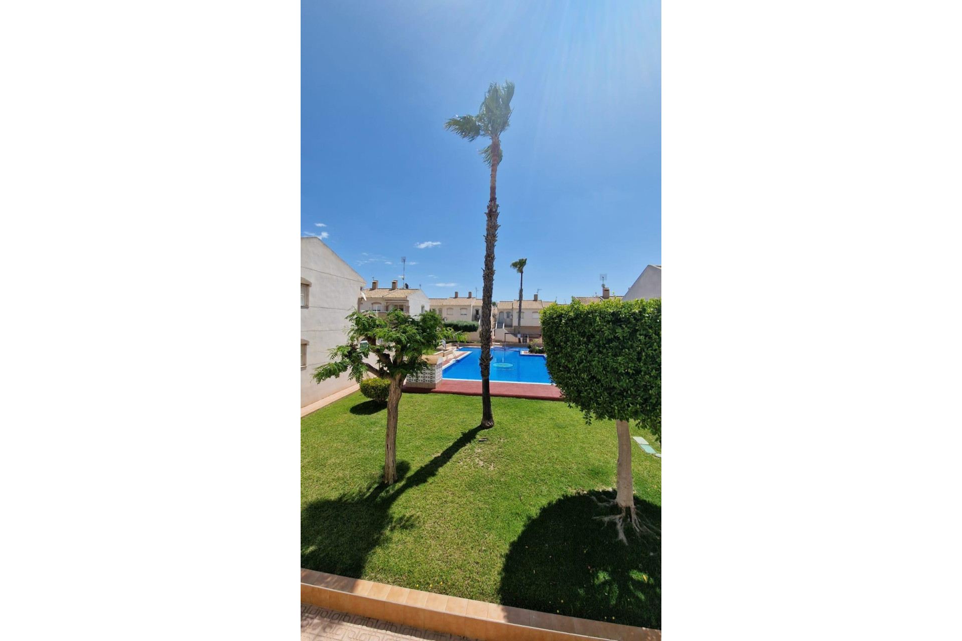 Resale - Bungalow - Torrevieja - Aguas nuevas 1