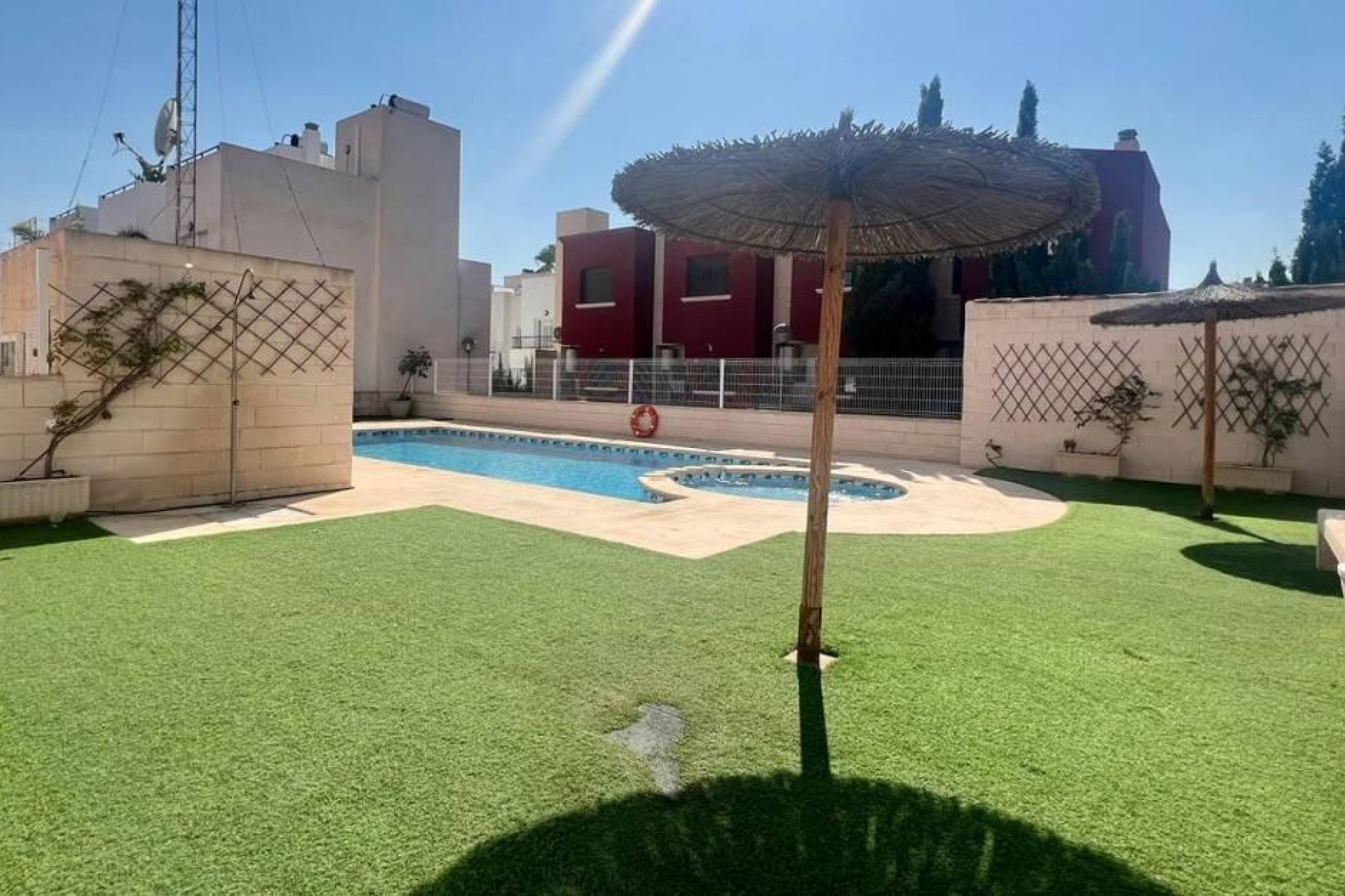 Resale - Bungalow - Torrevieja - Aguas Nuevas