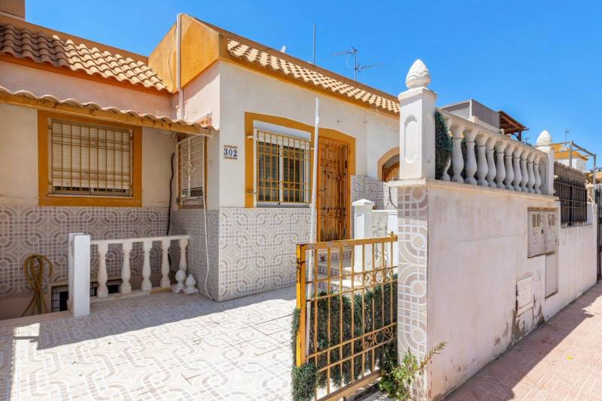 Resale - Bungalow - Torrevieja - El limonar