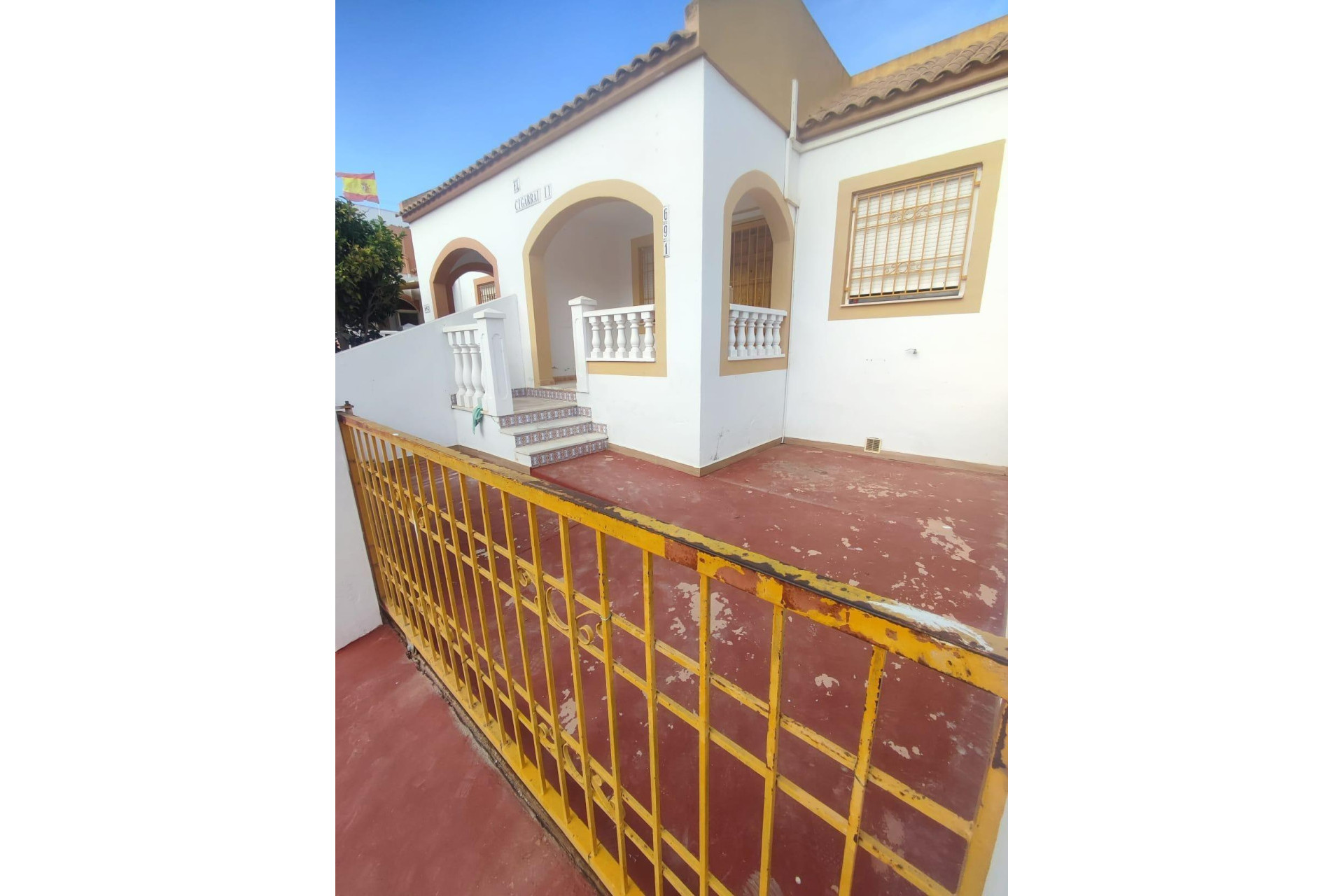 Resale - Bungalow - Torrevieja - La Siesta - El Salado - Torreta