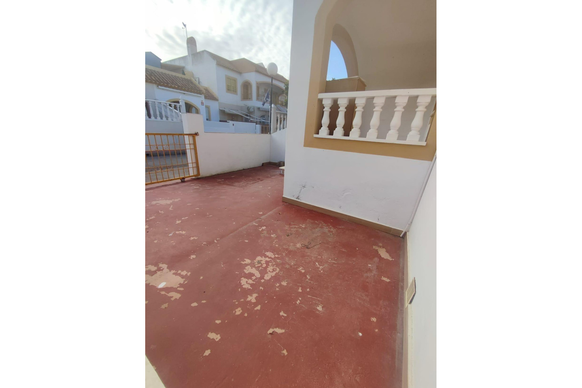 Resale - Bungalow - Torrevieja - La Siesta - El Salado - Torreta