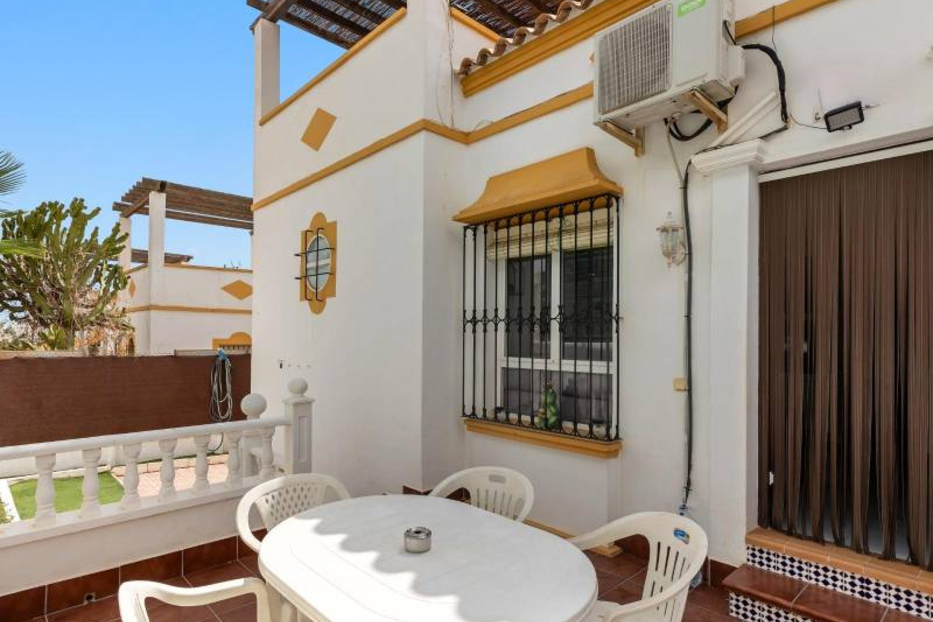 Resale - Bungalow - Torrevieja - Los altos