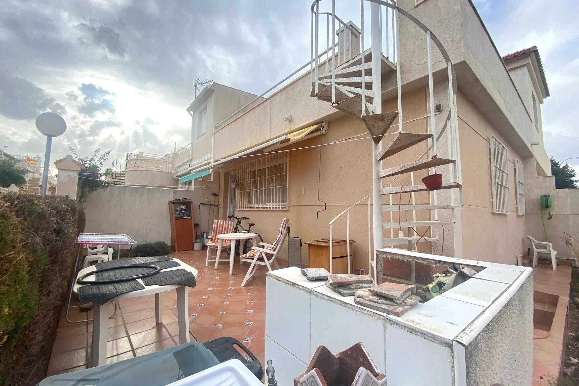 Resale - Bungalow - Torrevieja - Los altos