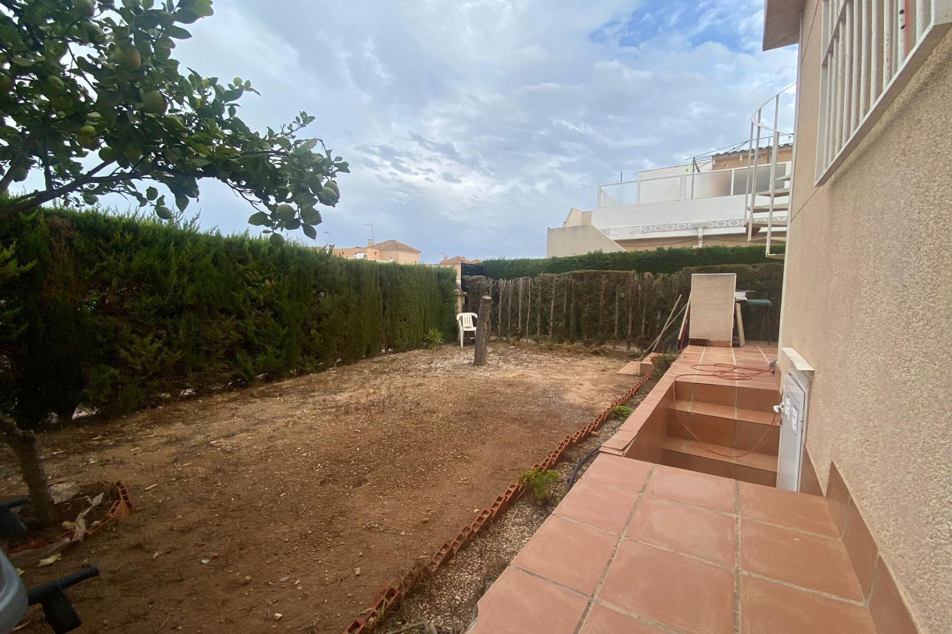 Resale - Bungalow - Torrevieja - Los altos