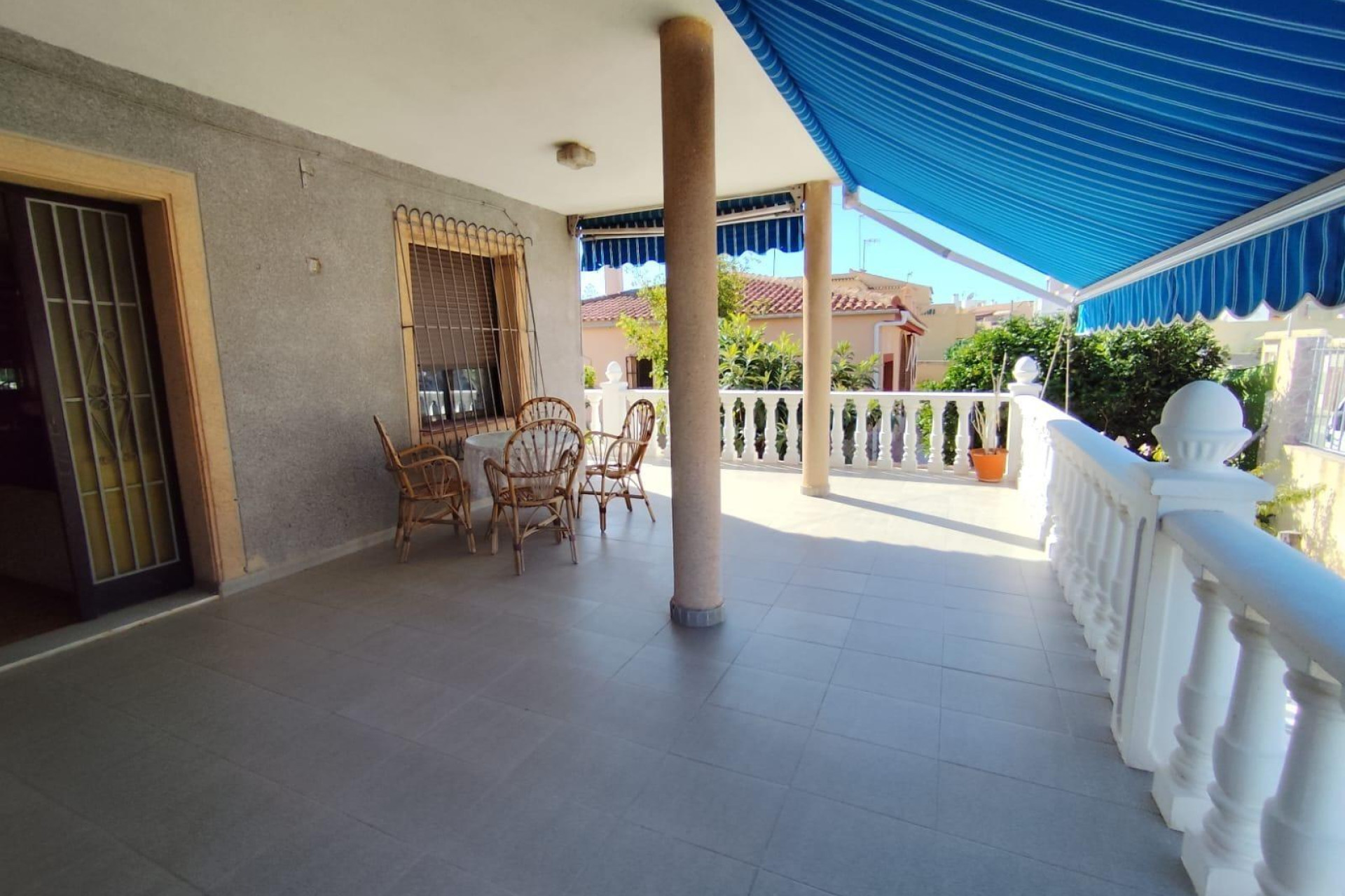 Resale - Bungalow - Torrevieja - Playa de los locos