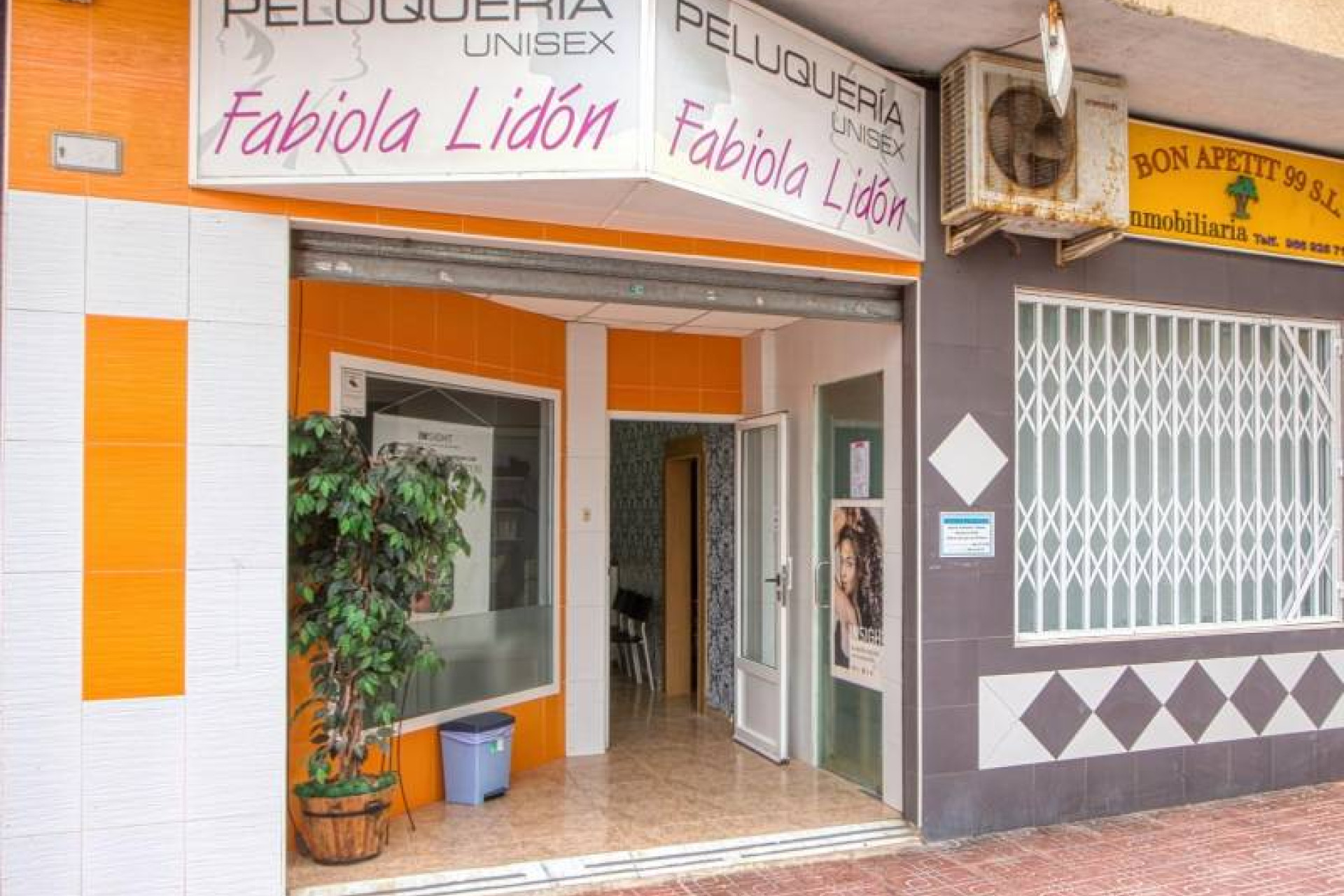 Resale - Commercial - Torrevieja - La Mata