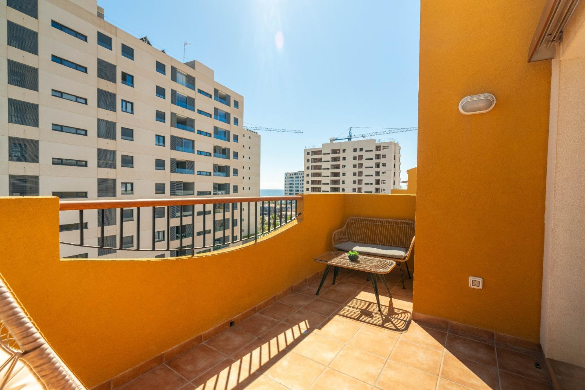 Resale - Penthouse - Torrevieja - Punta prima