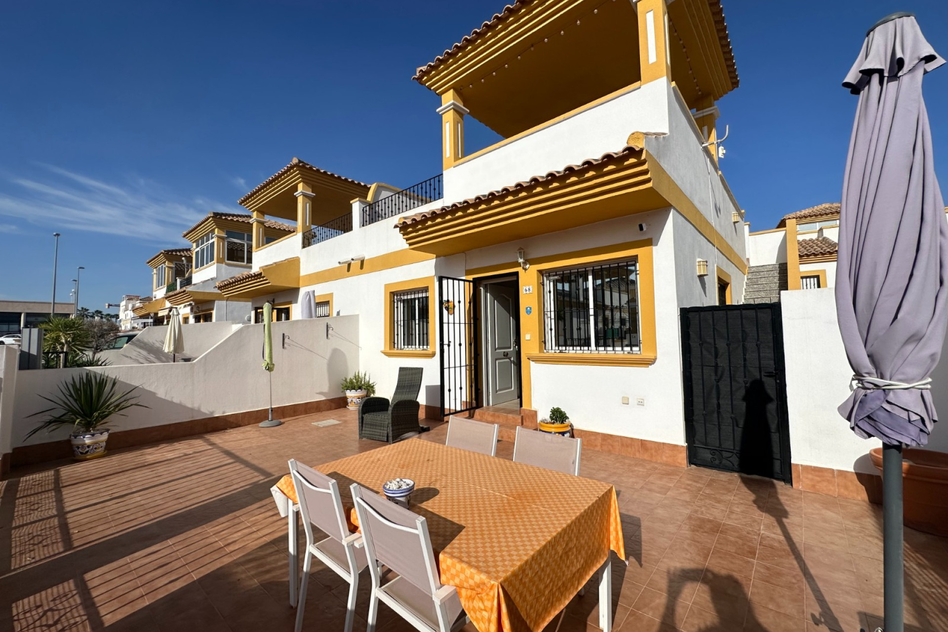 Resale - Town house / semi detached - Orihuela Costa - Entre Naranjos Vistabella