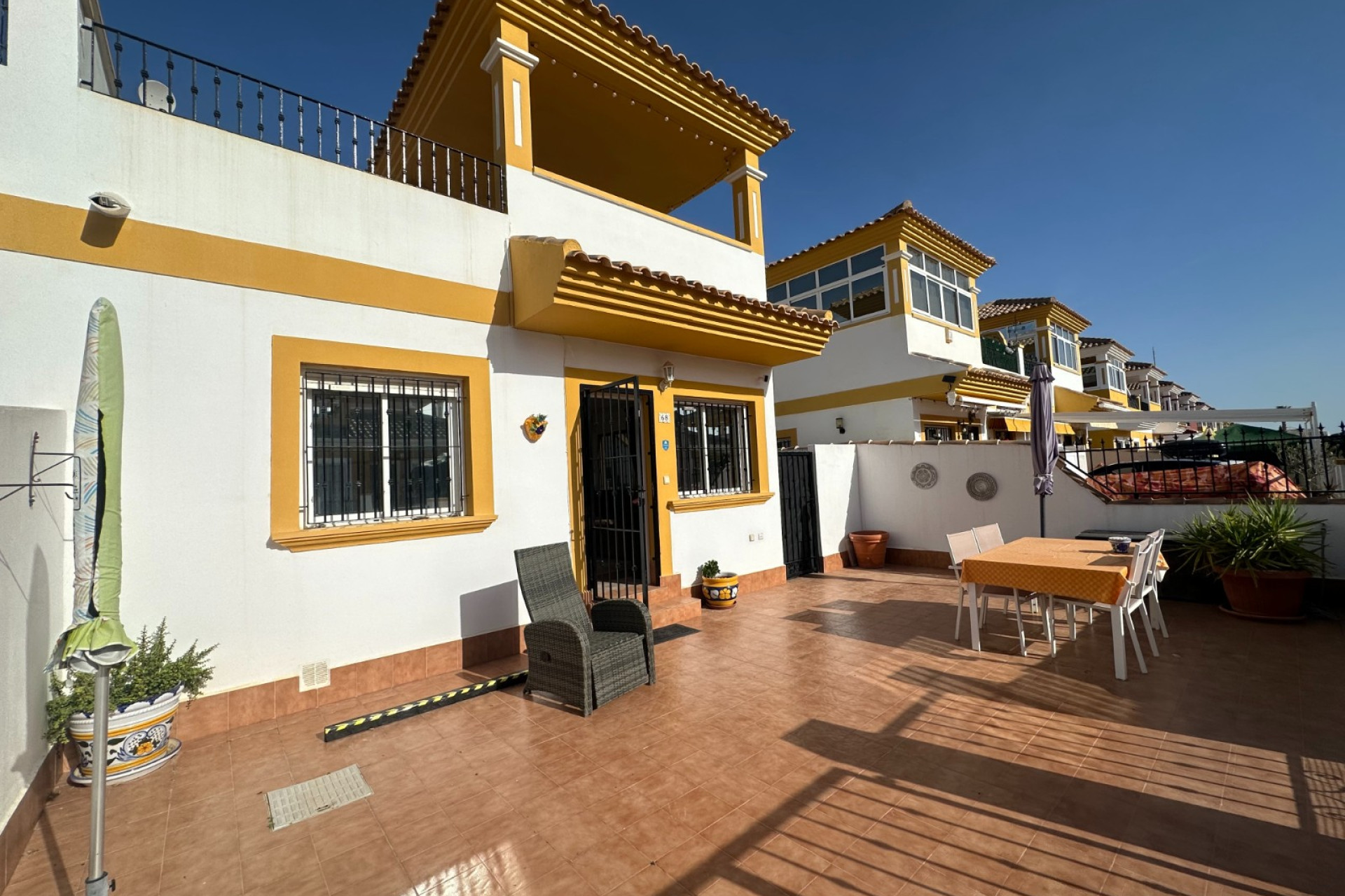 Resale - Town house / semi detached - Orihuela Costa - Entre Naranjos Vistabella