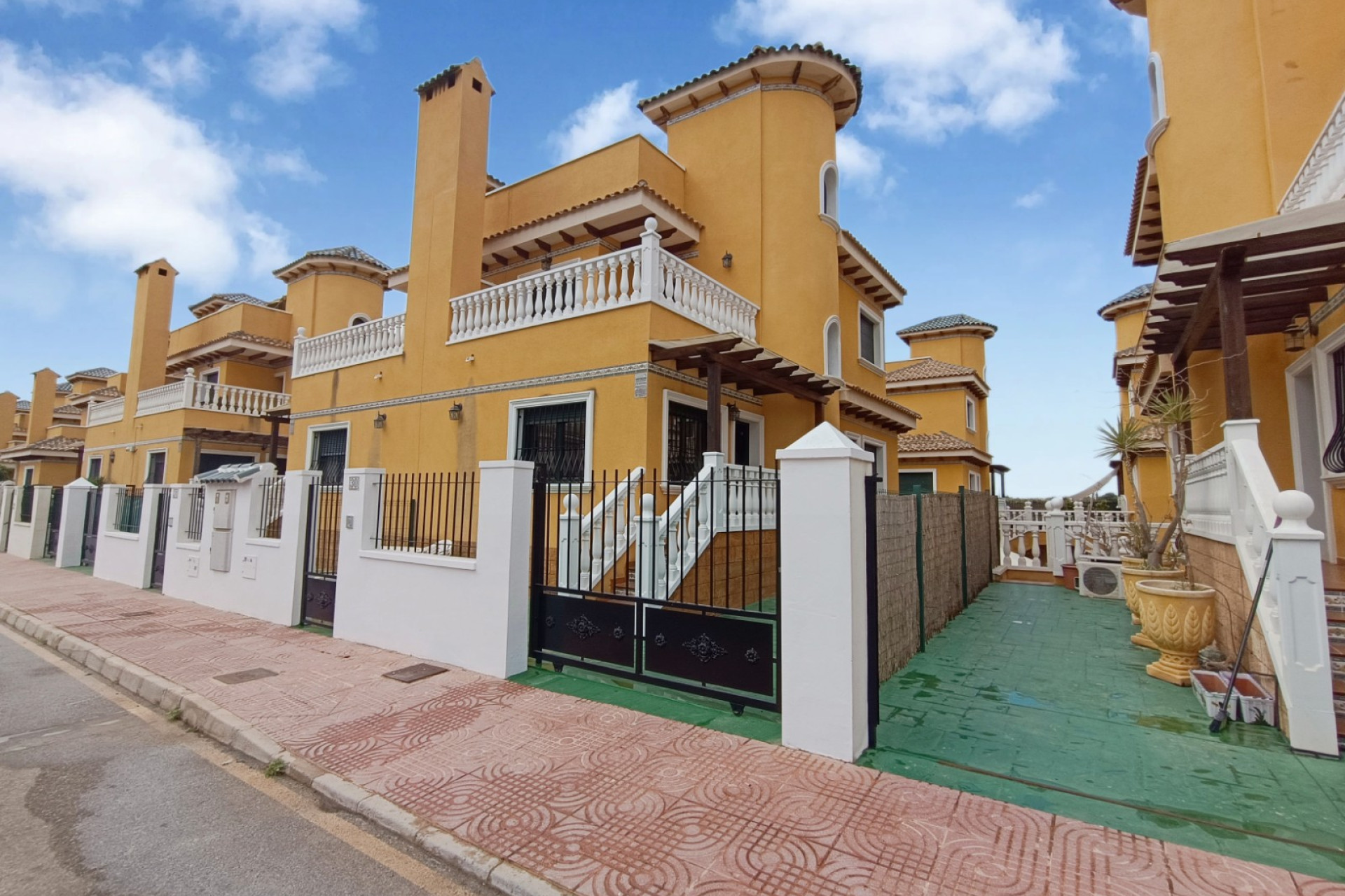 Resale - Villa - Ciudad Quesada - Lo marabú