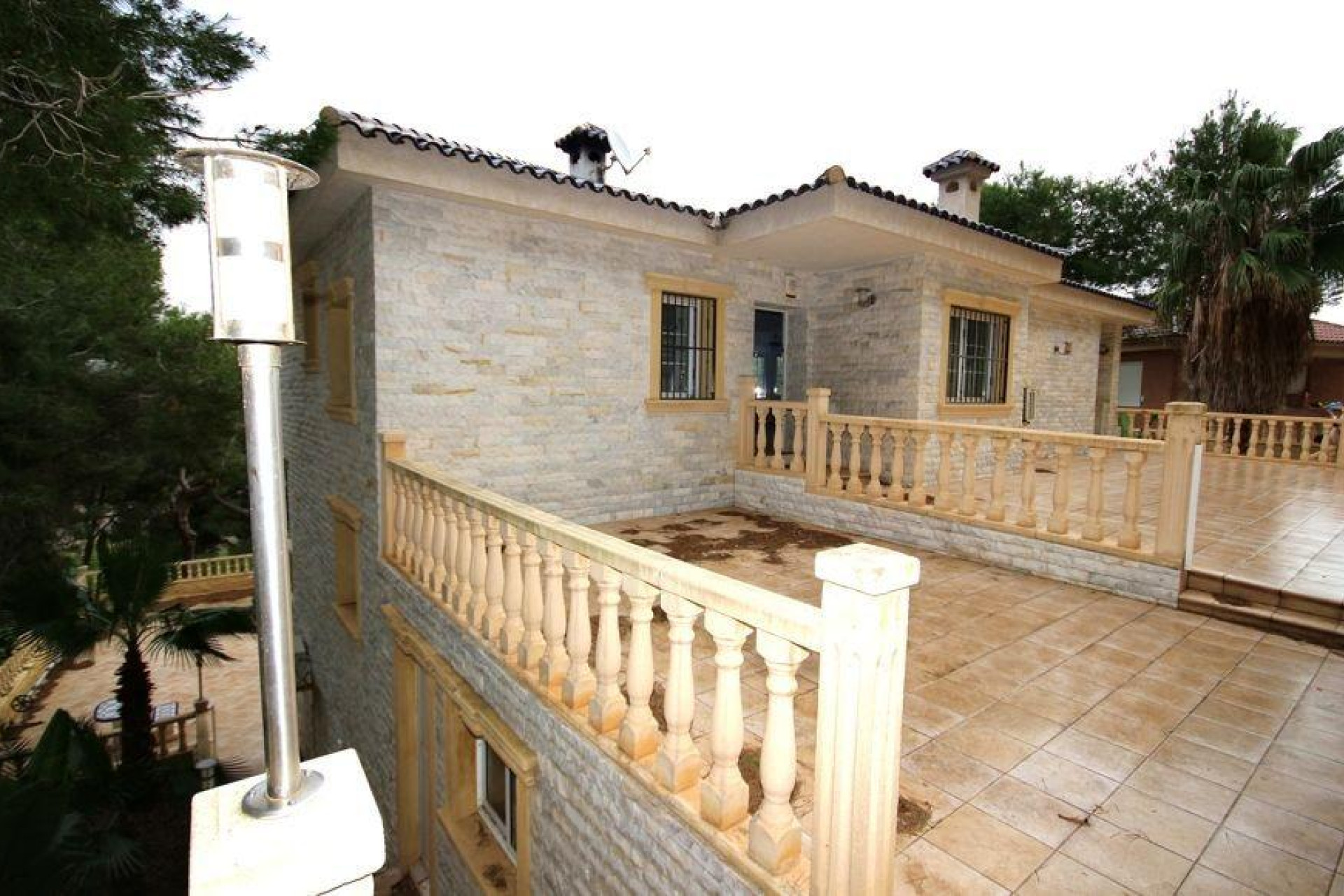 Resale - Villa - Orihuela Costa - Altos de Campoamor