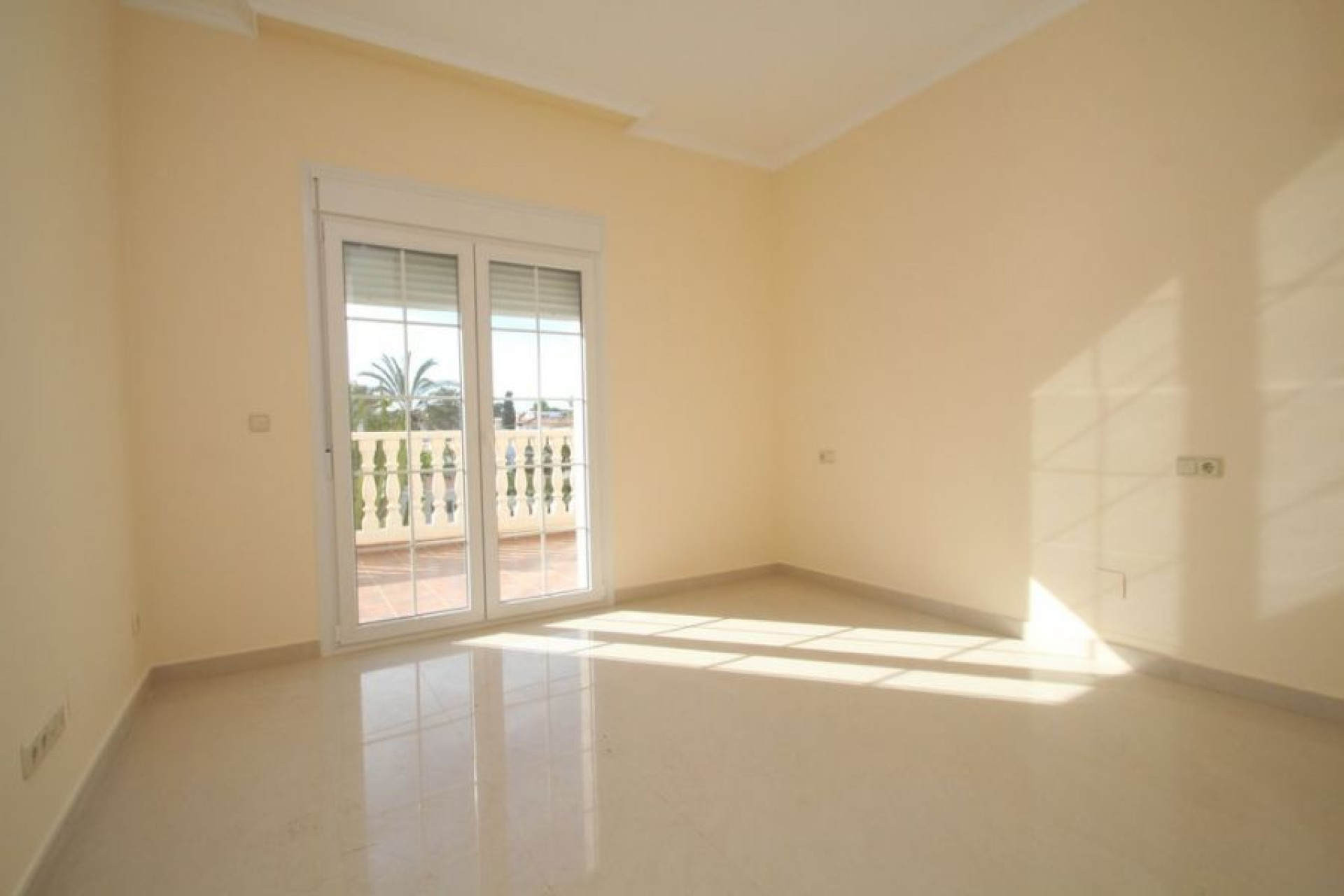 Resale - Villa - Orihuela Costa - Cabo Roig