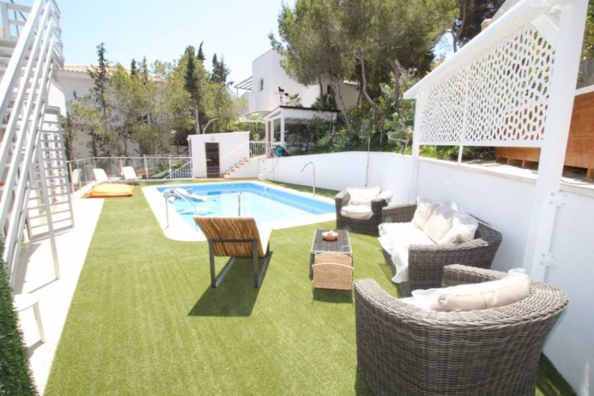 Resale - Villa - Orihuela Costa - Campoamor