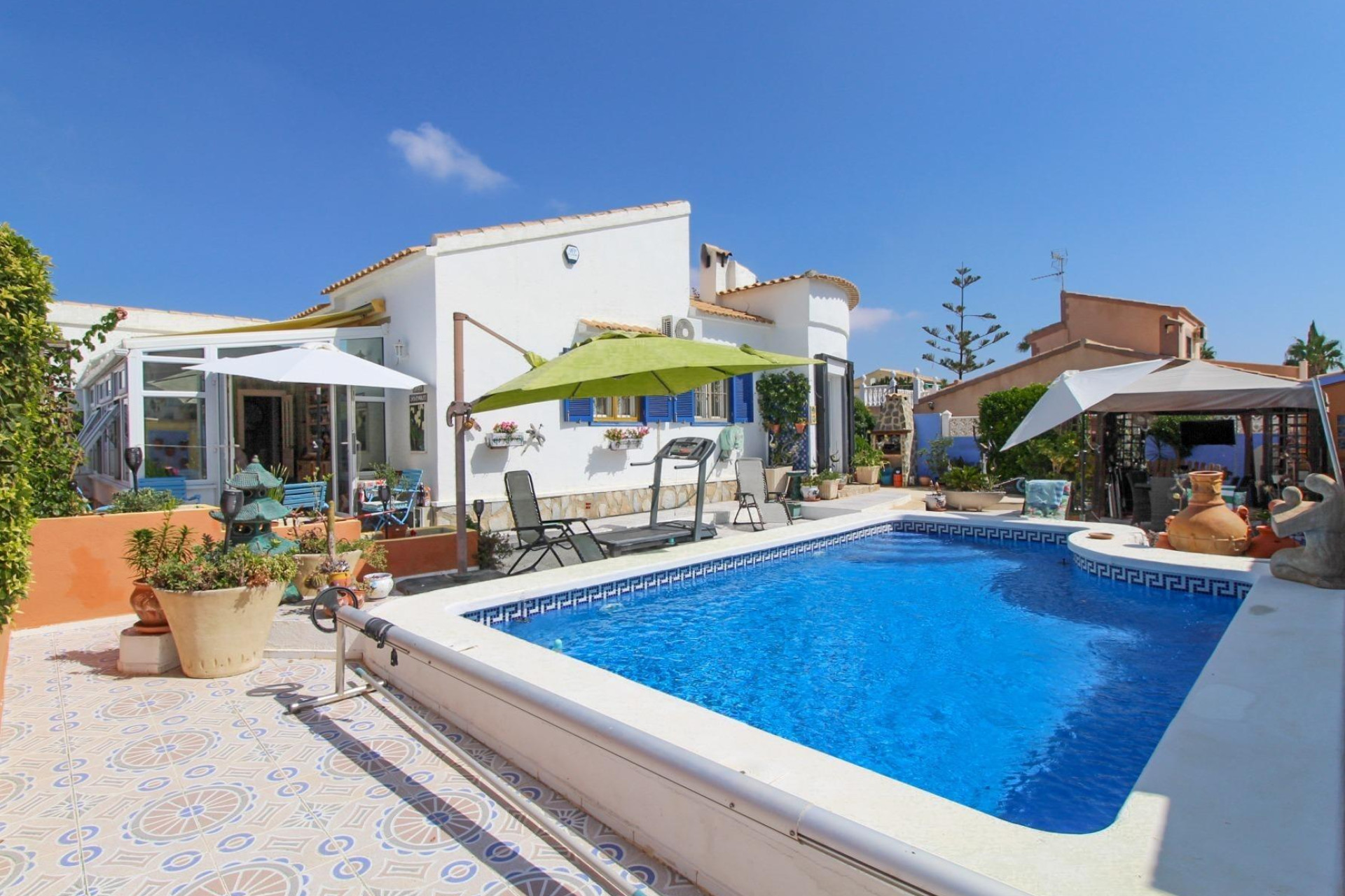 Resale - Villa - Orihuela Costa - La Florida