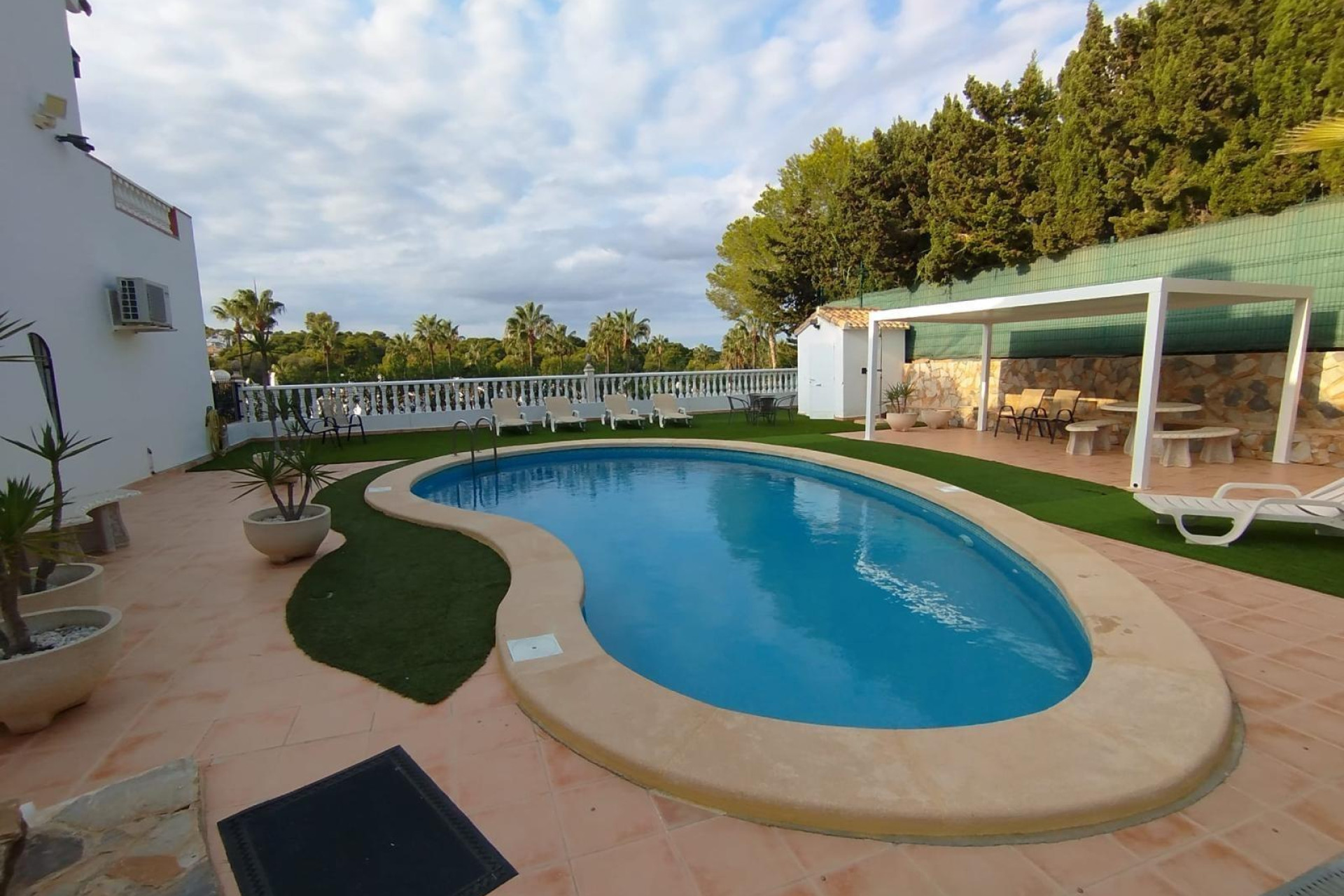 Resale - Villa - Orihuela Costa - Las Filipinas