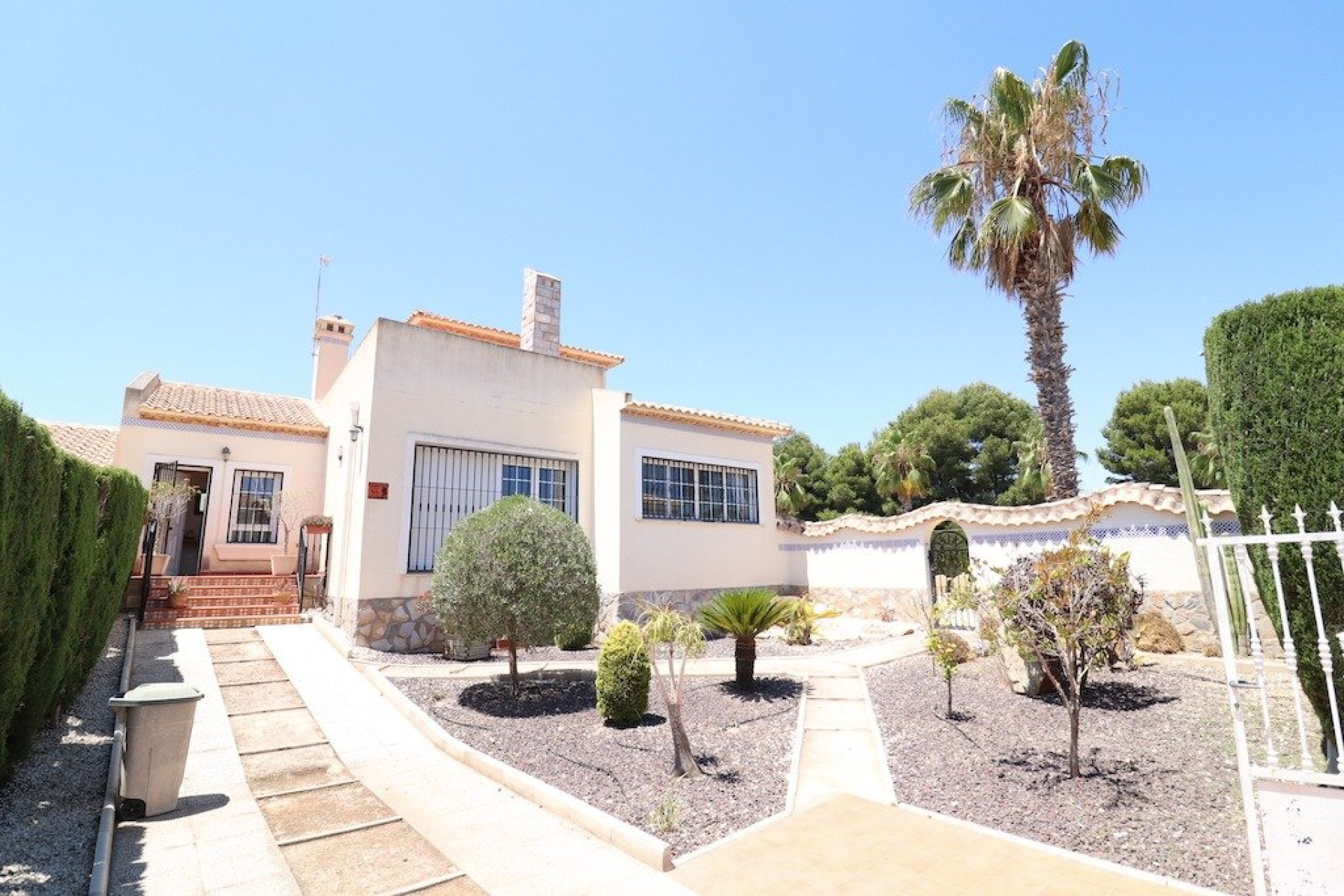 Resale - Villa - Orihuela Costa - Las Ramblas