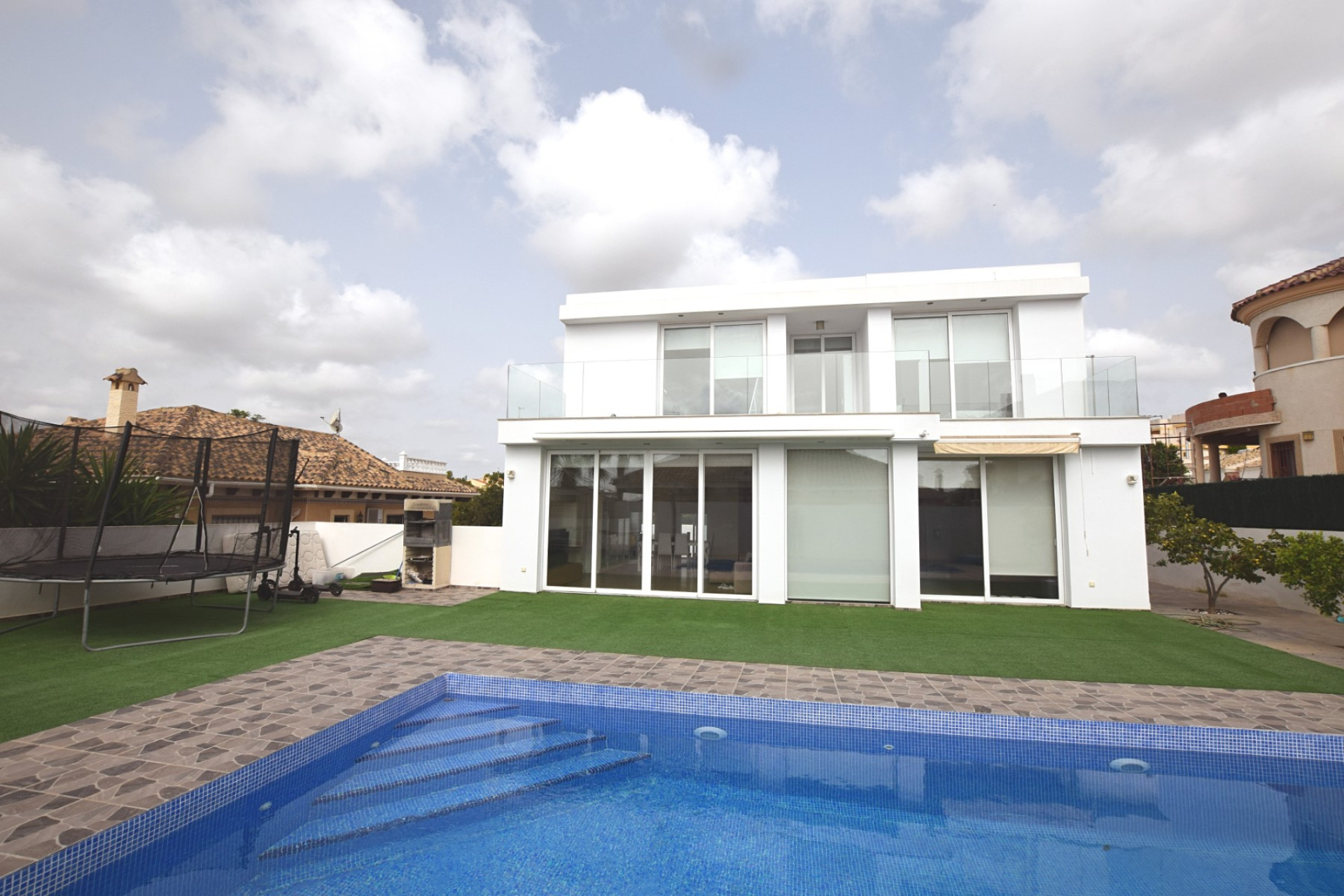 Resale - Villa - San Fulgencio - La Marina