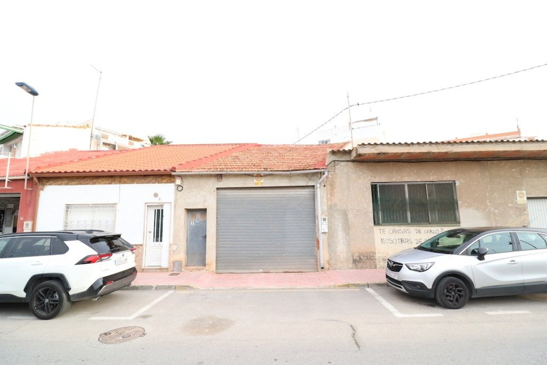 Resale - Villa - Torrevieja - Acequion