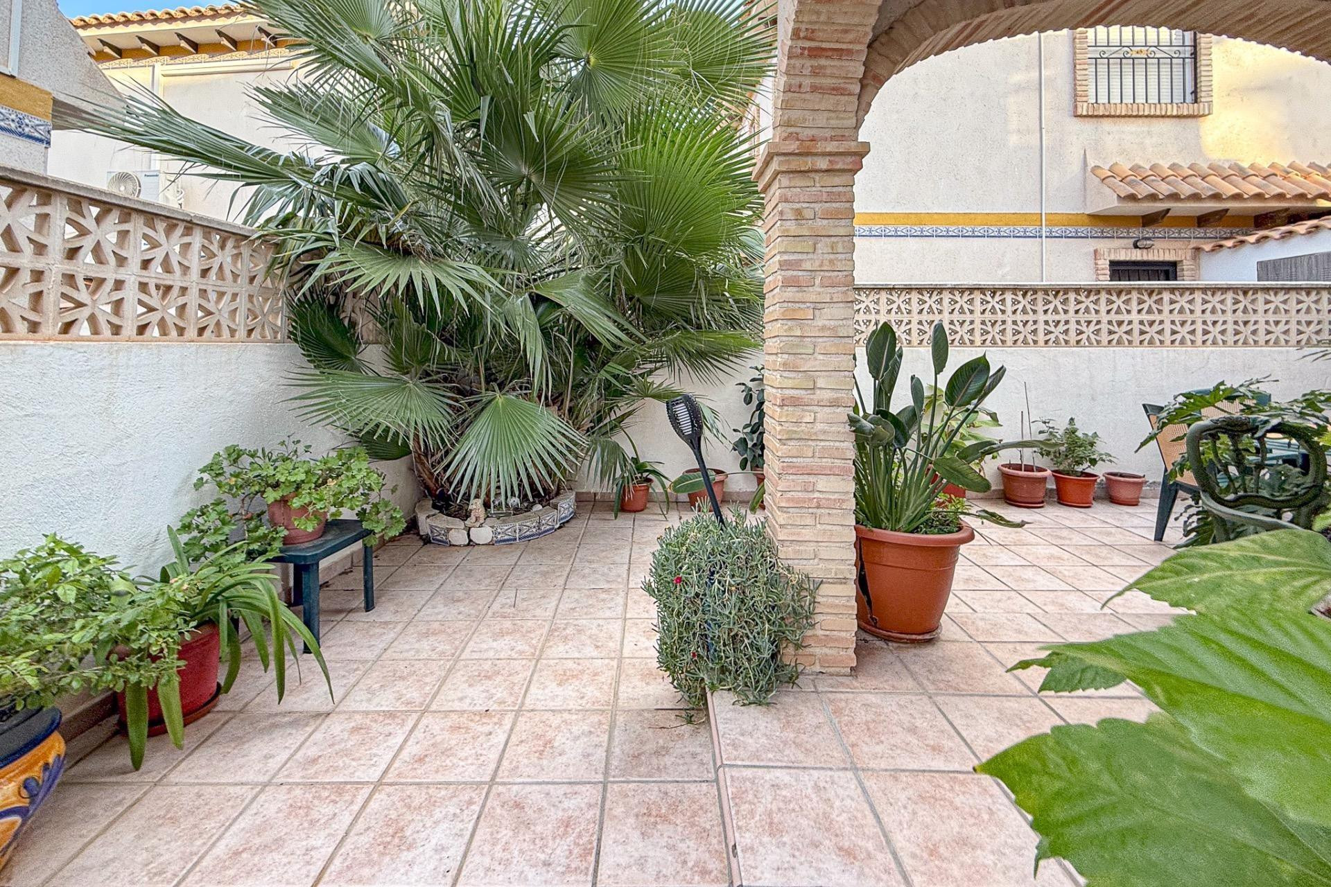 Resale - Villa - Torrevieja - Las calas