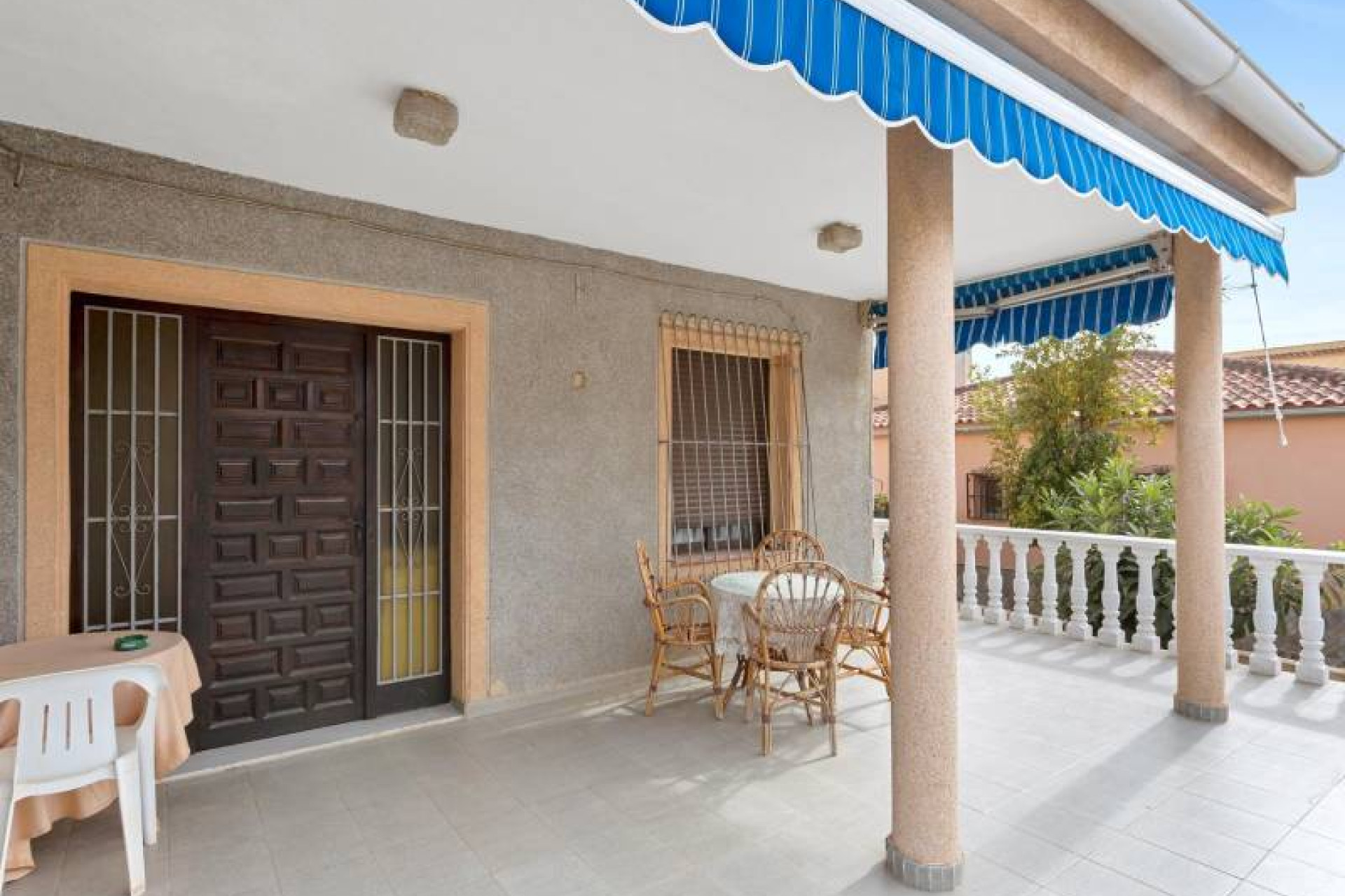 Resale - Villa - Torrevieja - Nueva Torrevieja