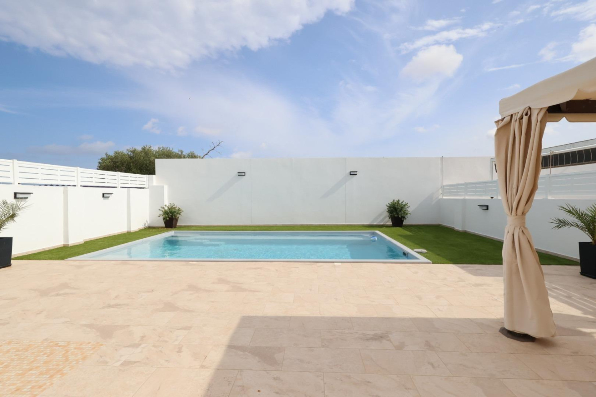 Resale - Villa - Torrevieja - San luis