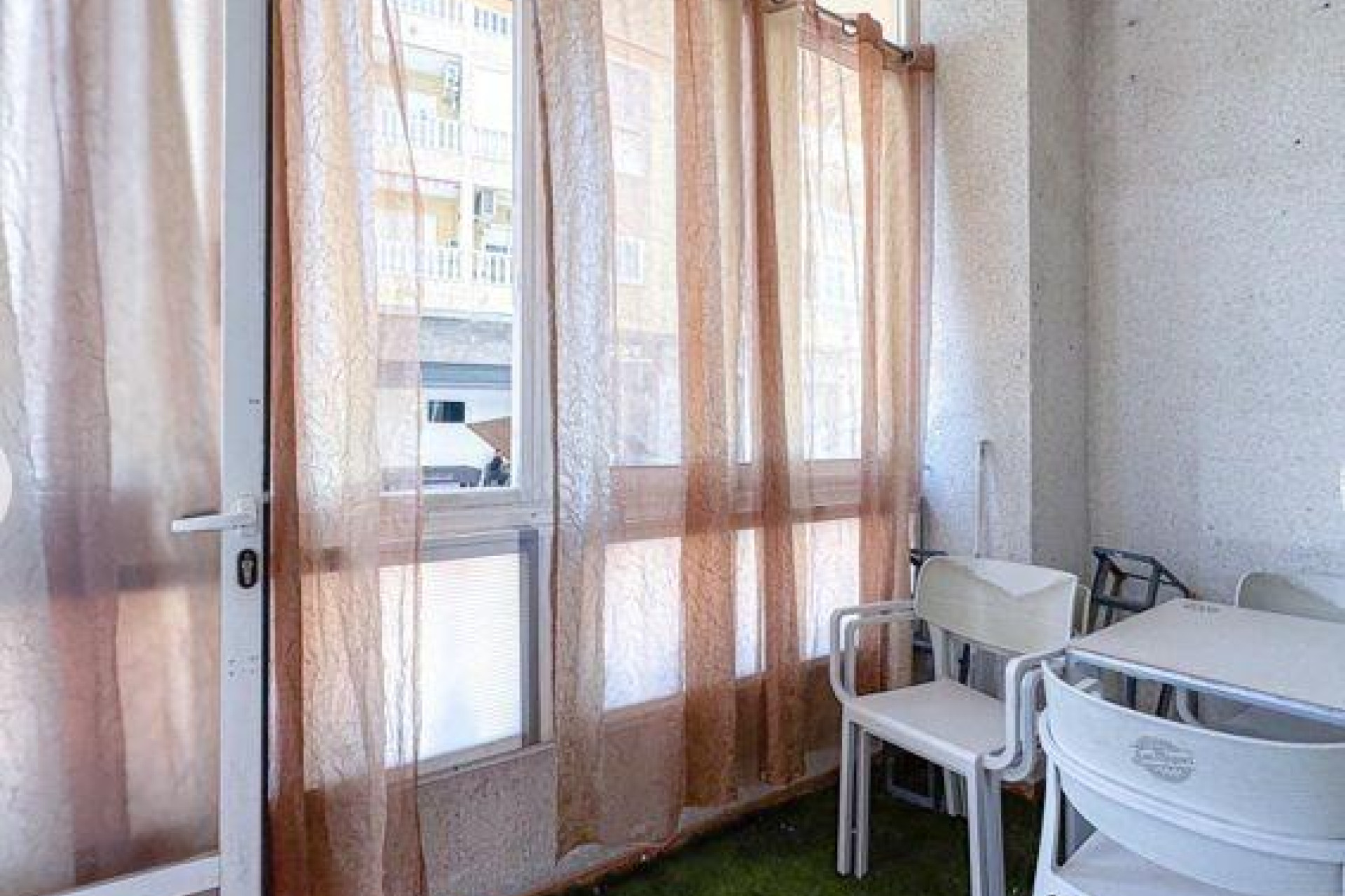 Reventa - Apartamento / piso - Torrevieja - Centro