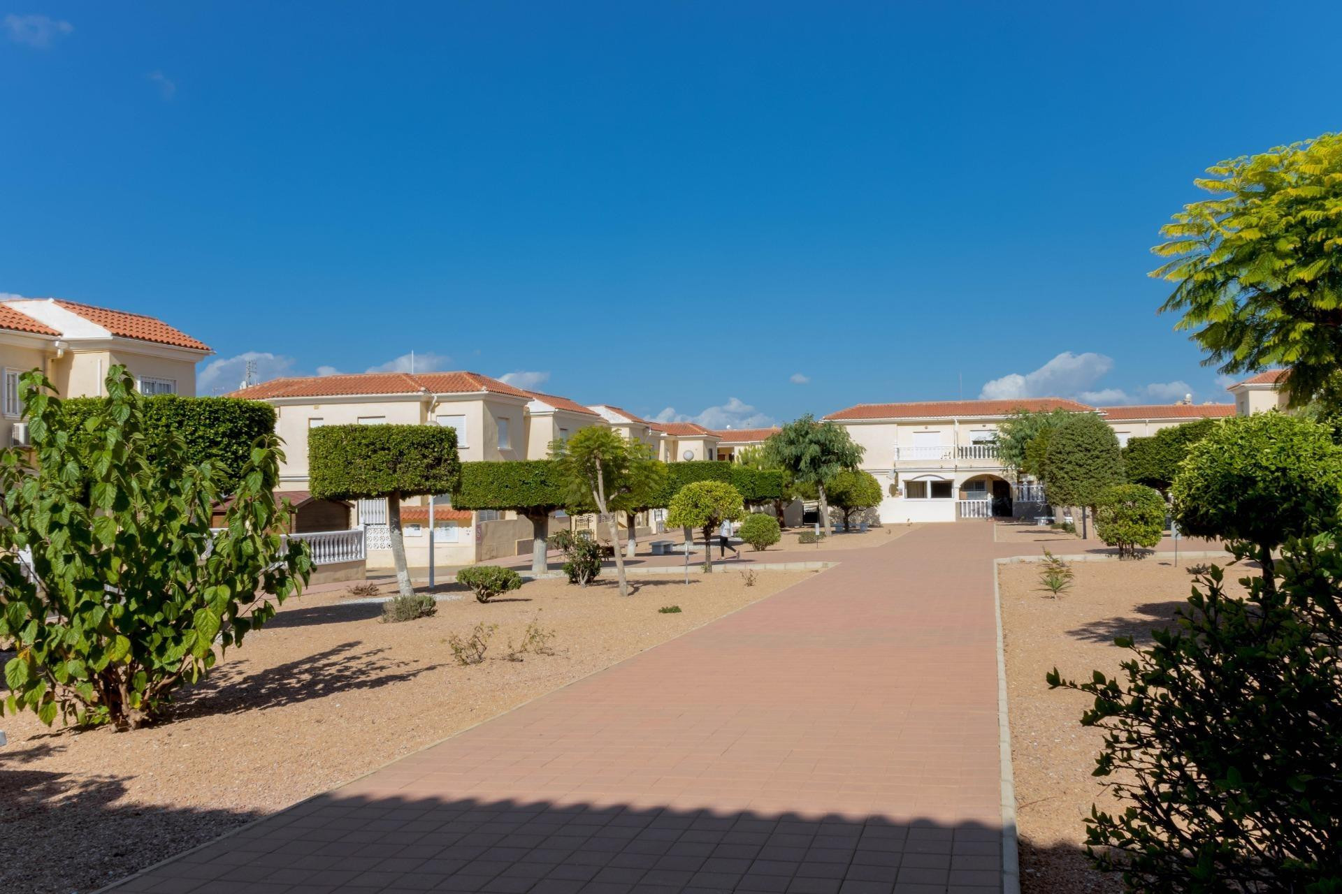 Reventa - Bungalow - Torrevieja - Aguas Nuevas