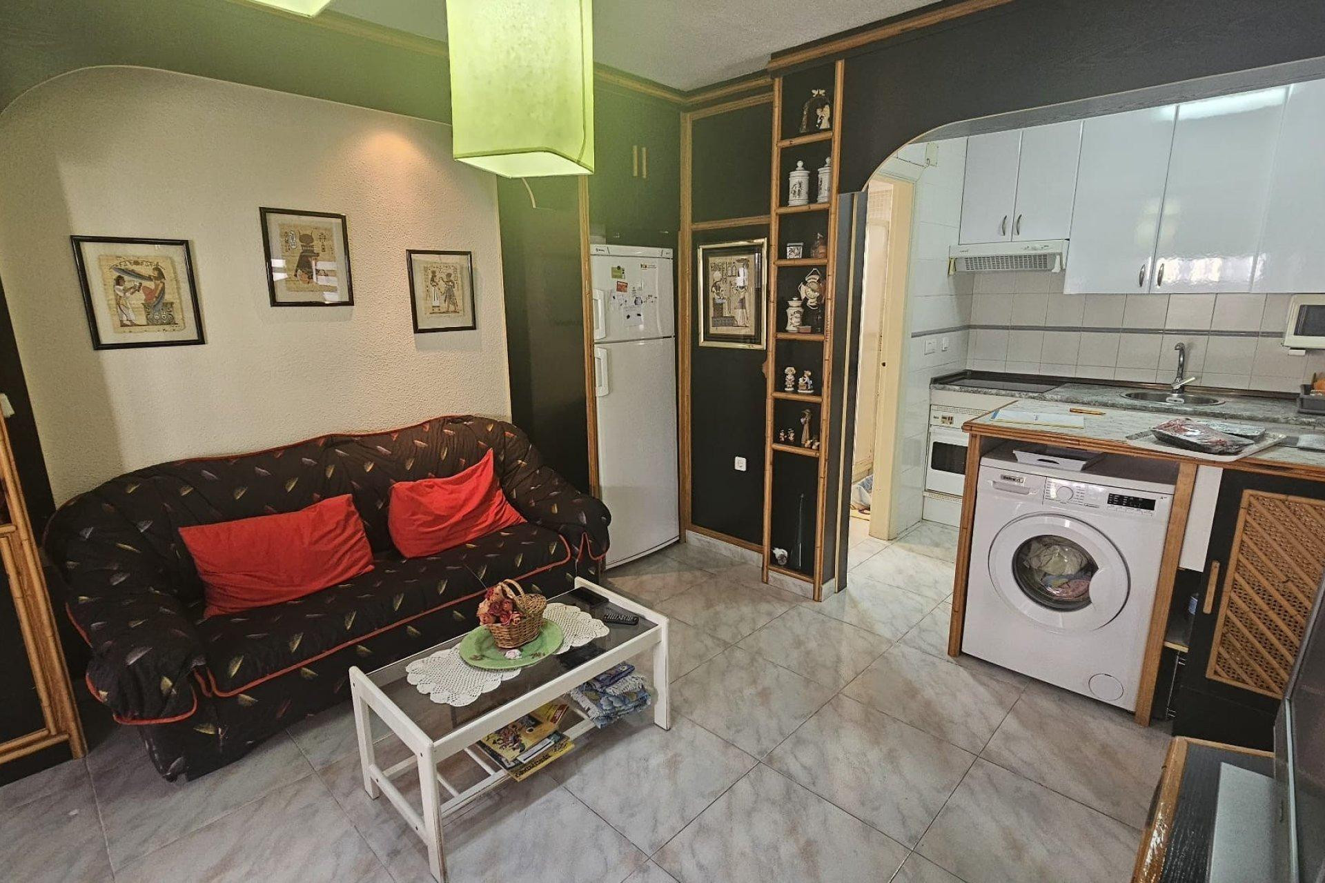 Reventa - Bungalow - Torrevieja - Doña ines