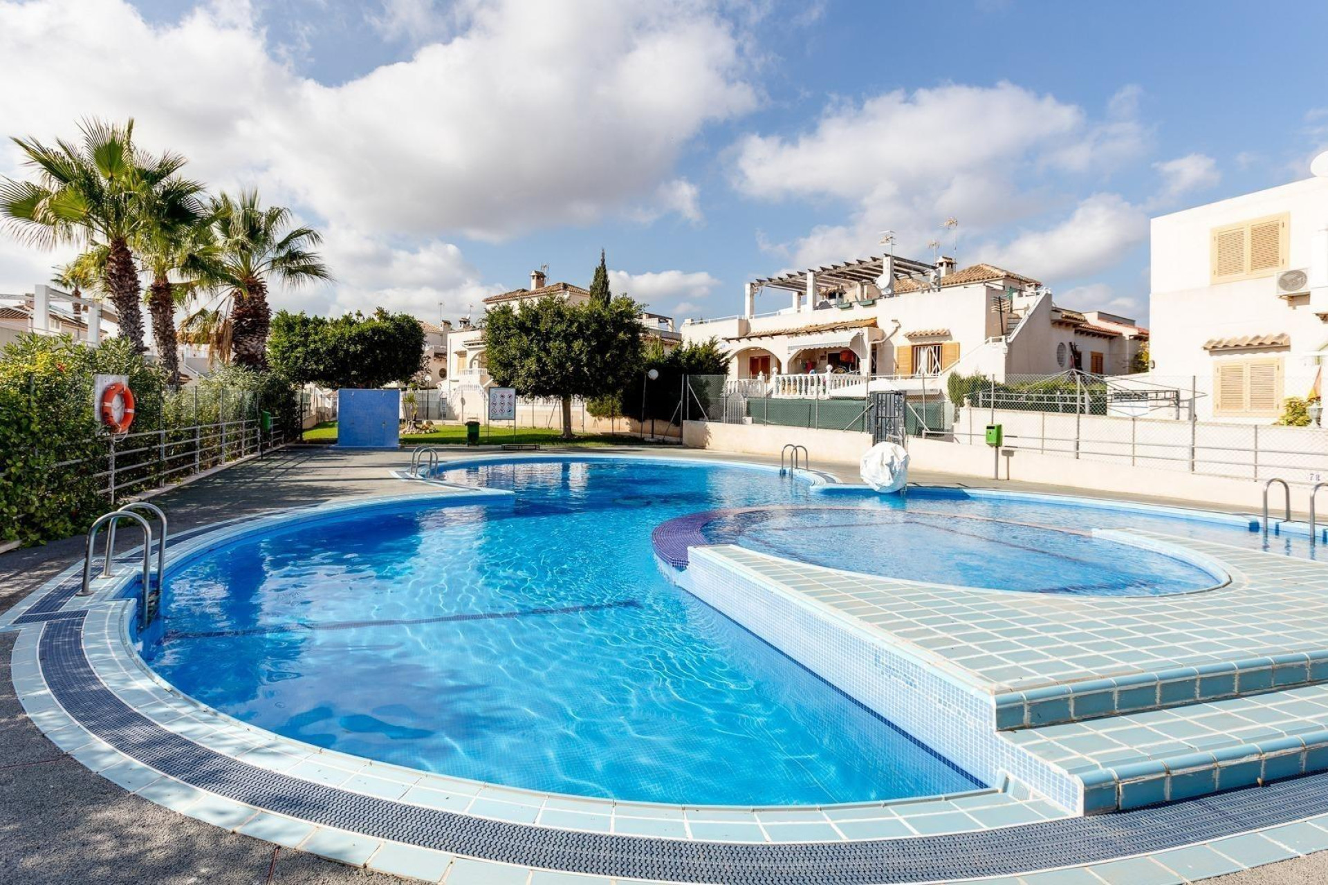 Reventa - Bungalow - Torrevieja - Los Balcones - Los Altos del Edén