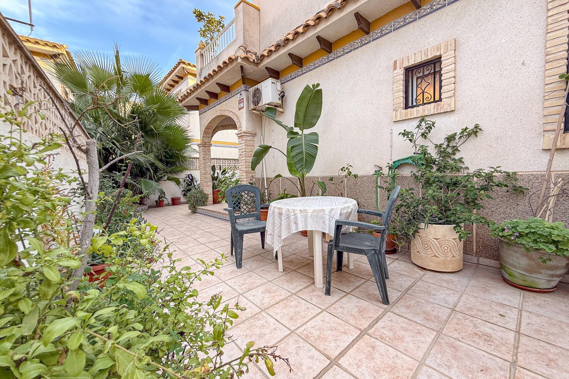 Reventa - Villa - Torrevieja - Las calas