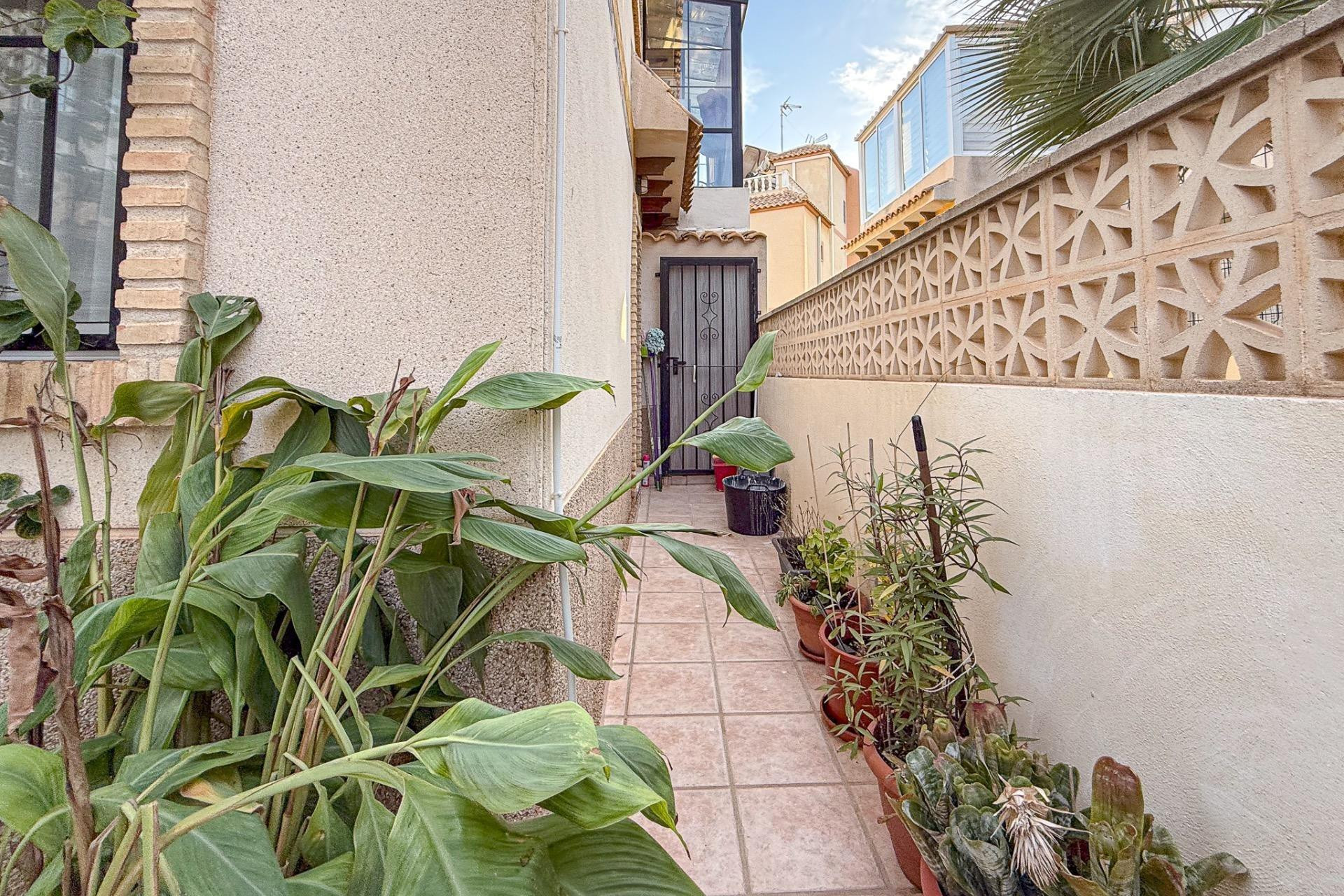 Reventa - Villa - Torrevieja - Las calas