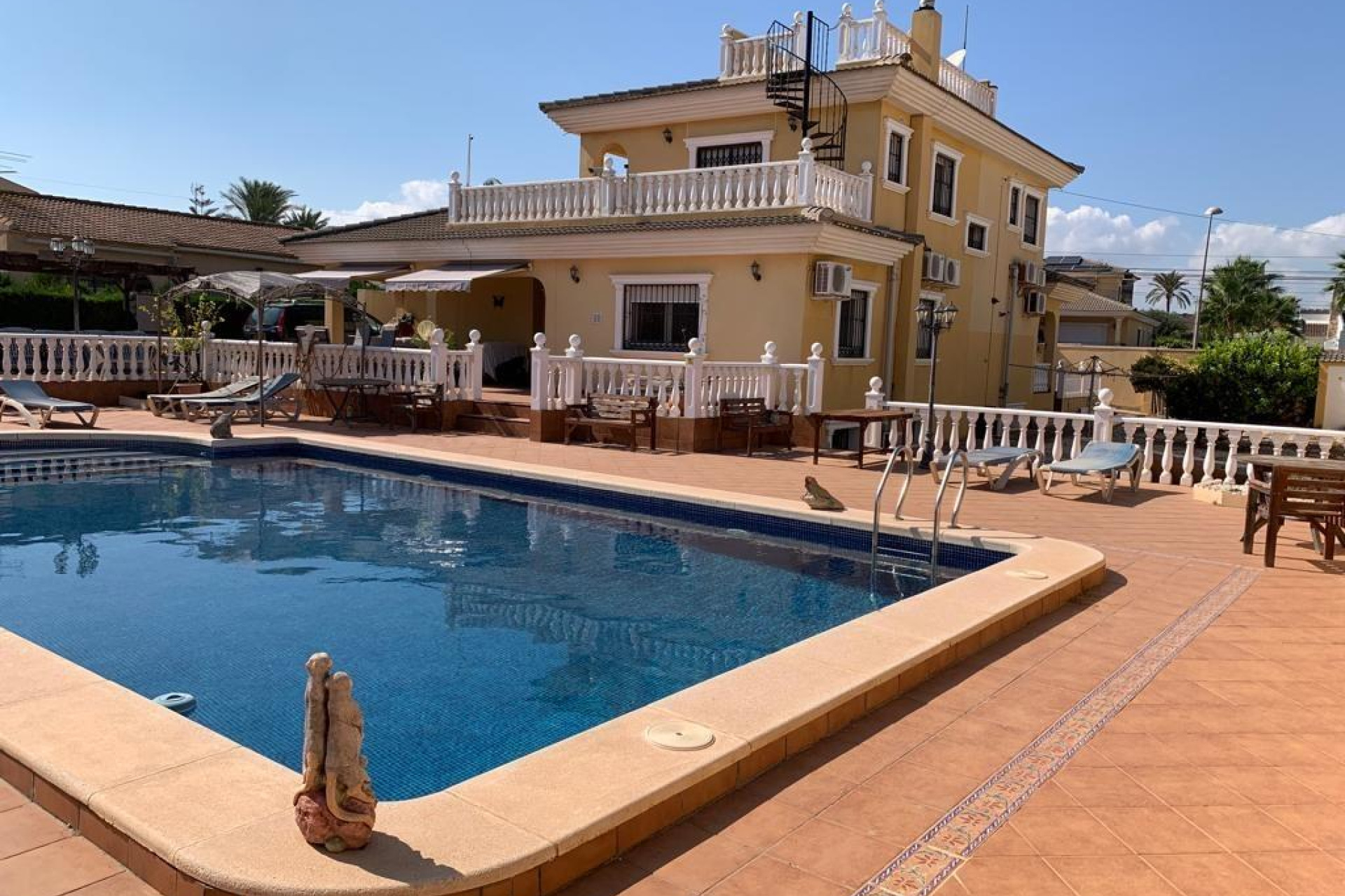 Reventa - Villa - Torrevieja - Los altos