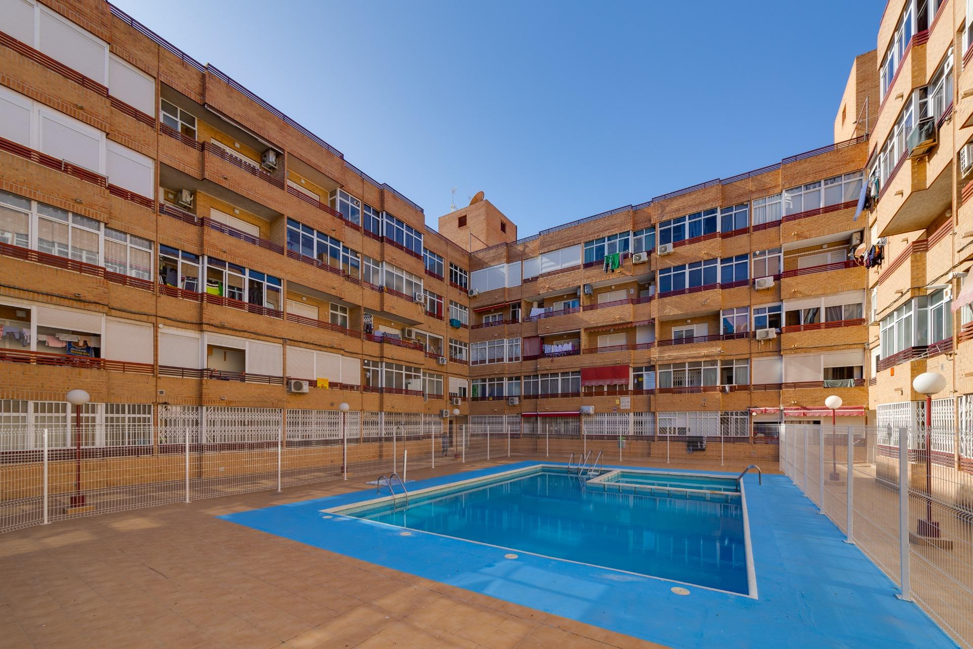 Revente - Appartement - Torrevieja - Centro