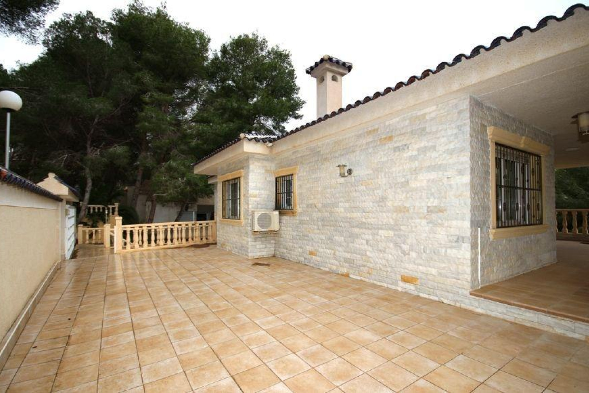 Revente - Villa - Orihuela Costa - Altos de Campoamor