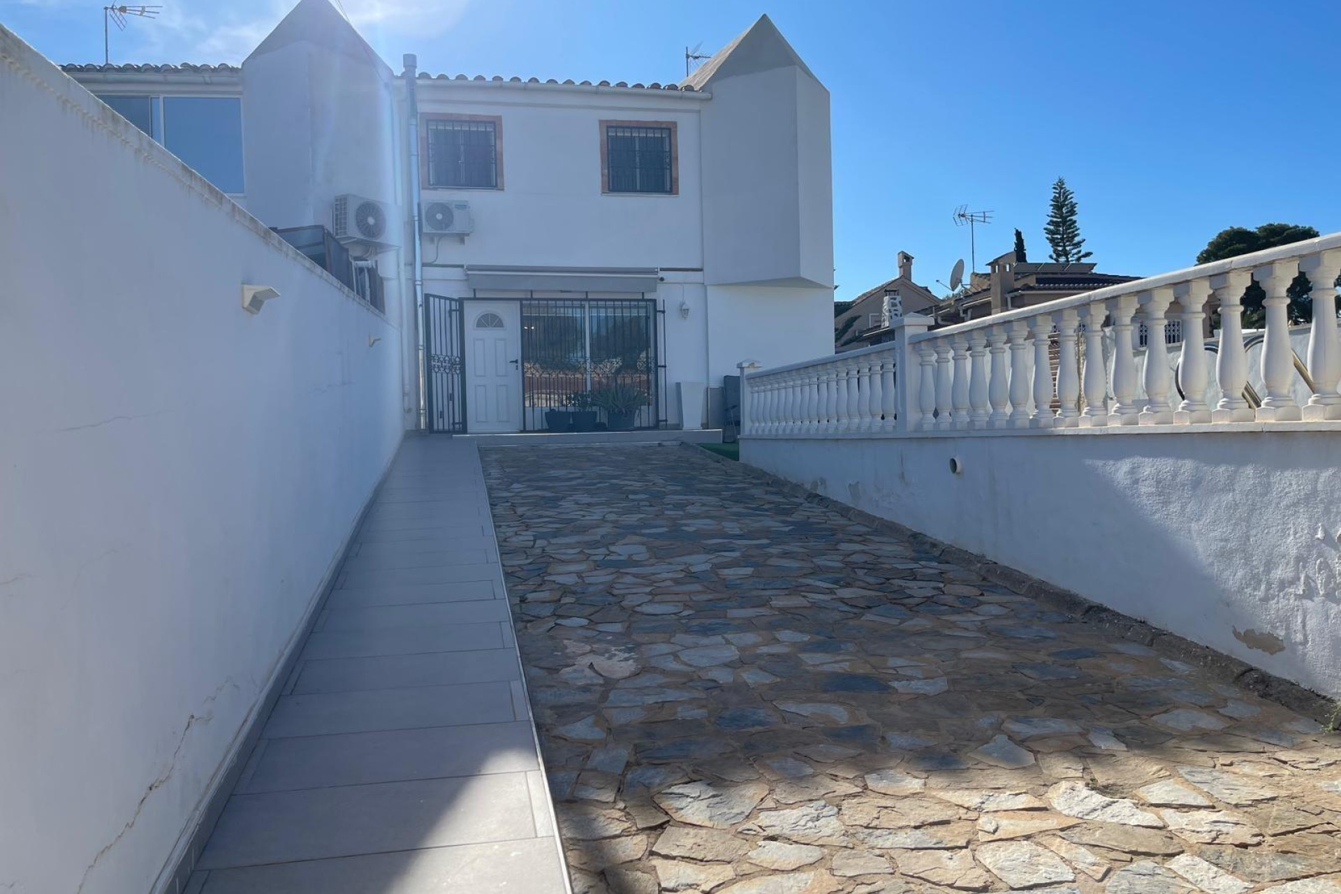 Revente - Villa - Torrevieja - Los Balcones - Los Altos del Edén