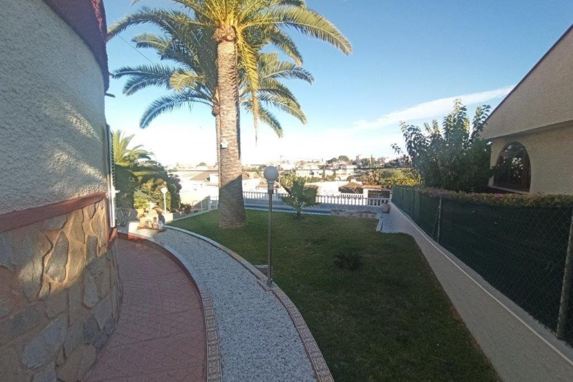 Revente - Villa - Torrevieja - Los balcones