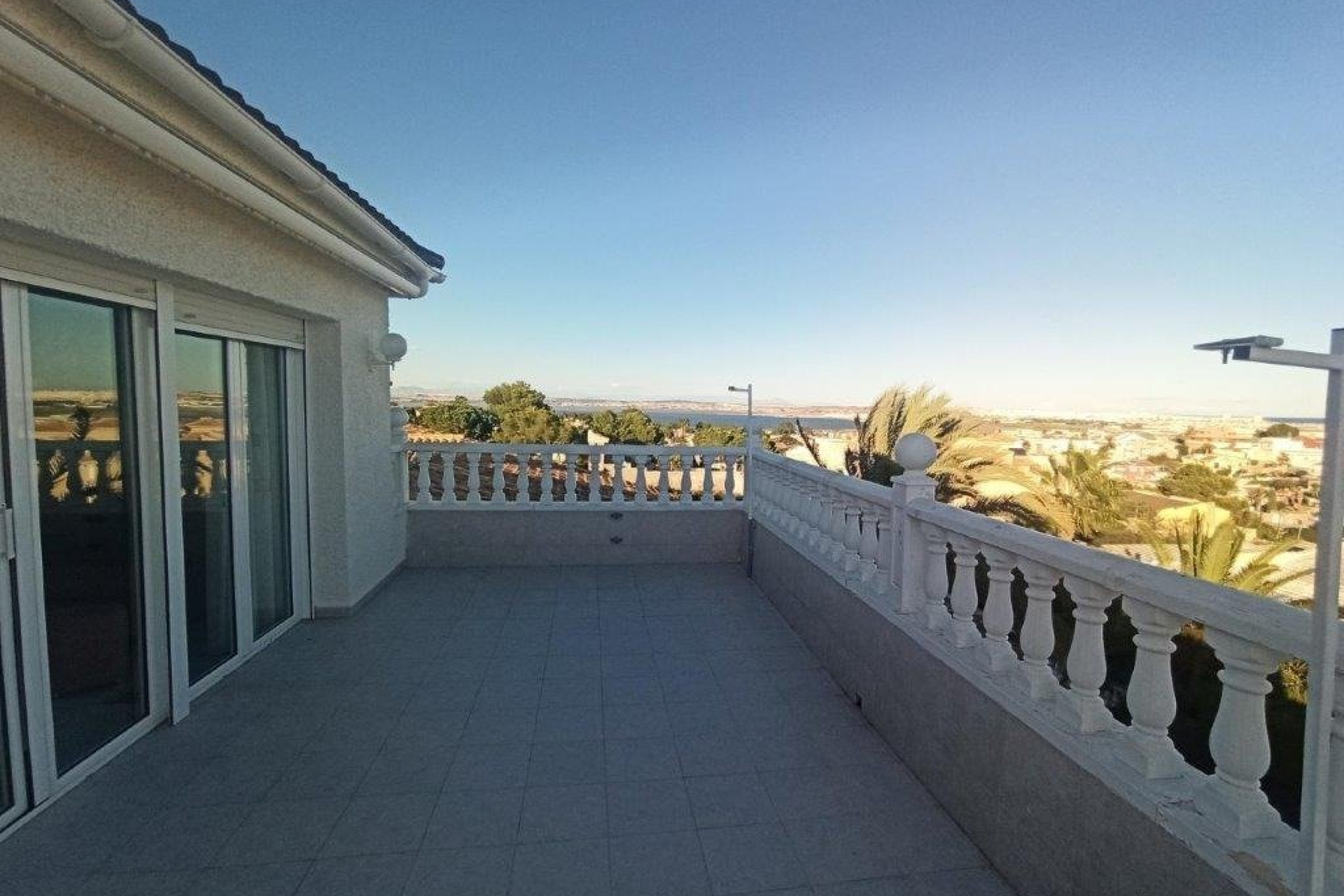 Revente - Villa - Torrevieja - Los balcones