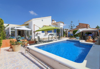 Villa - Resale - Orihuela Costa - La Florida